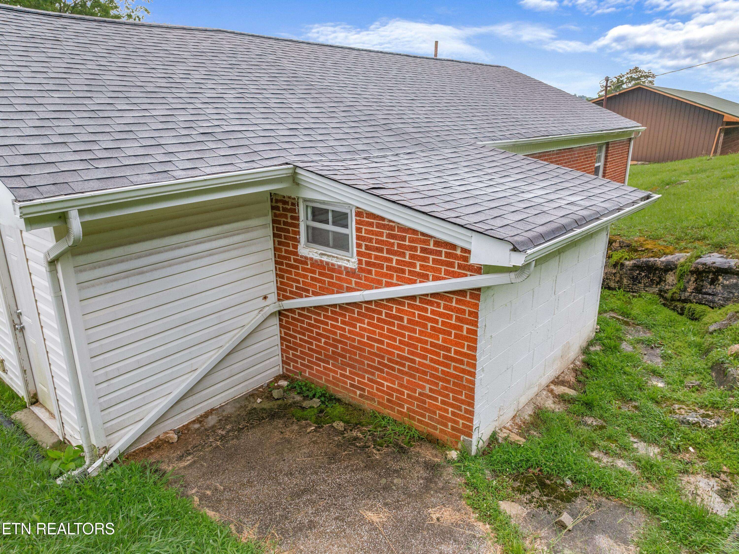 New Tazewell, TN 37825,922 Chittum DR