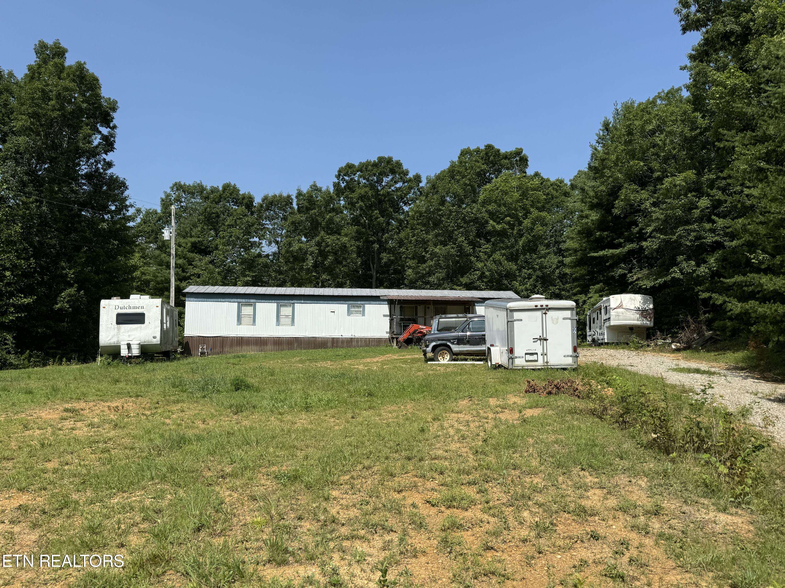 Oneida, TN 37841,757 Locust LN