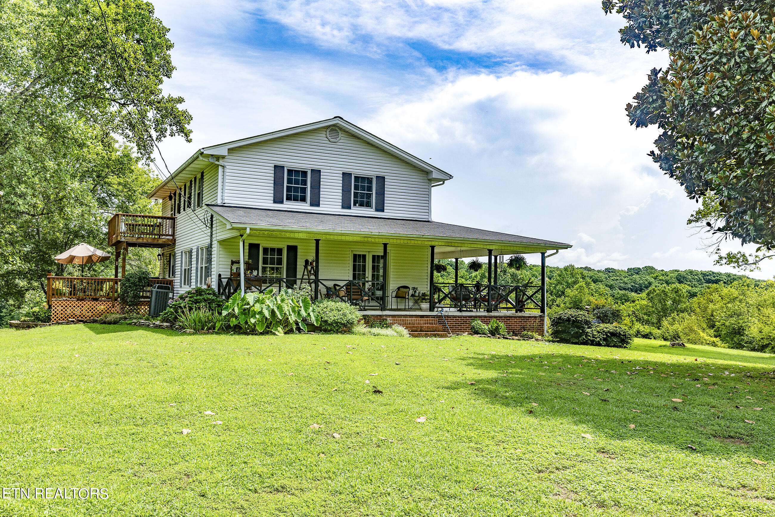 Clinton, TN 37716,175 Pleasant LN