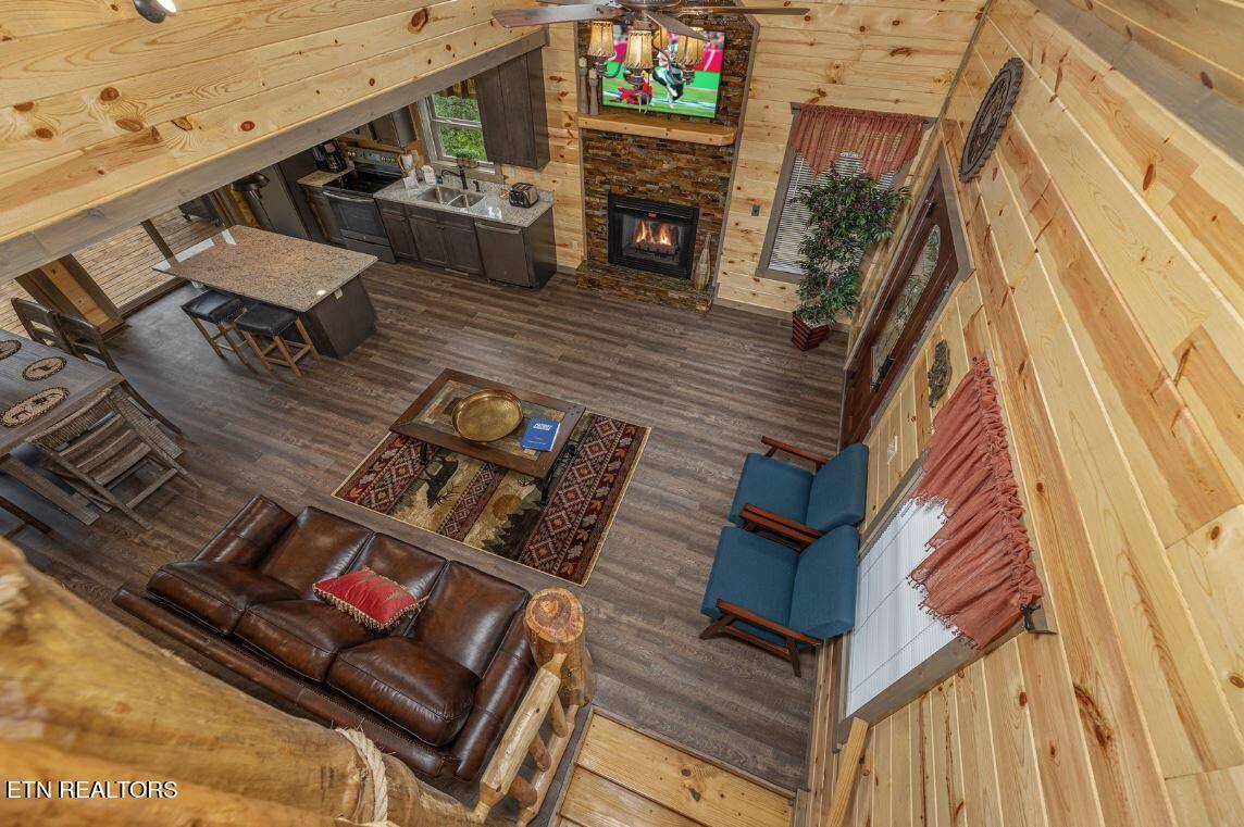 Pigeon Forge, TN 37863,452 Alpine Mountain WAY