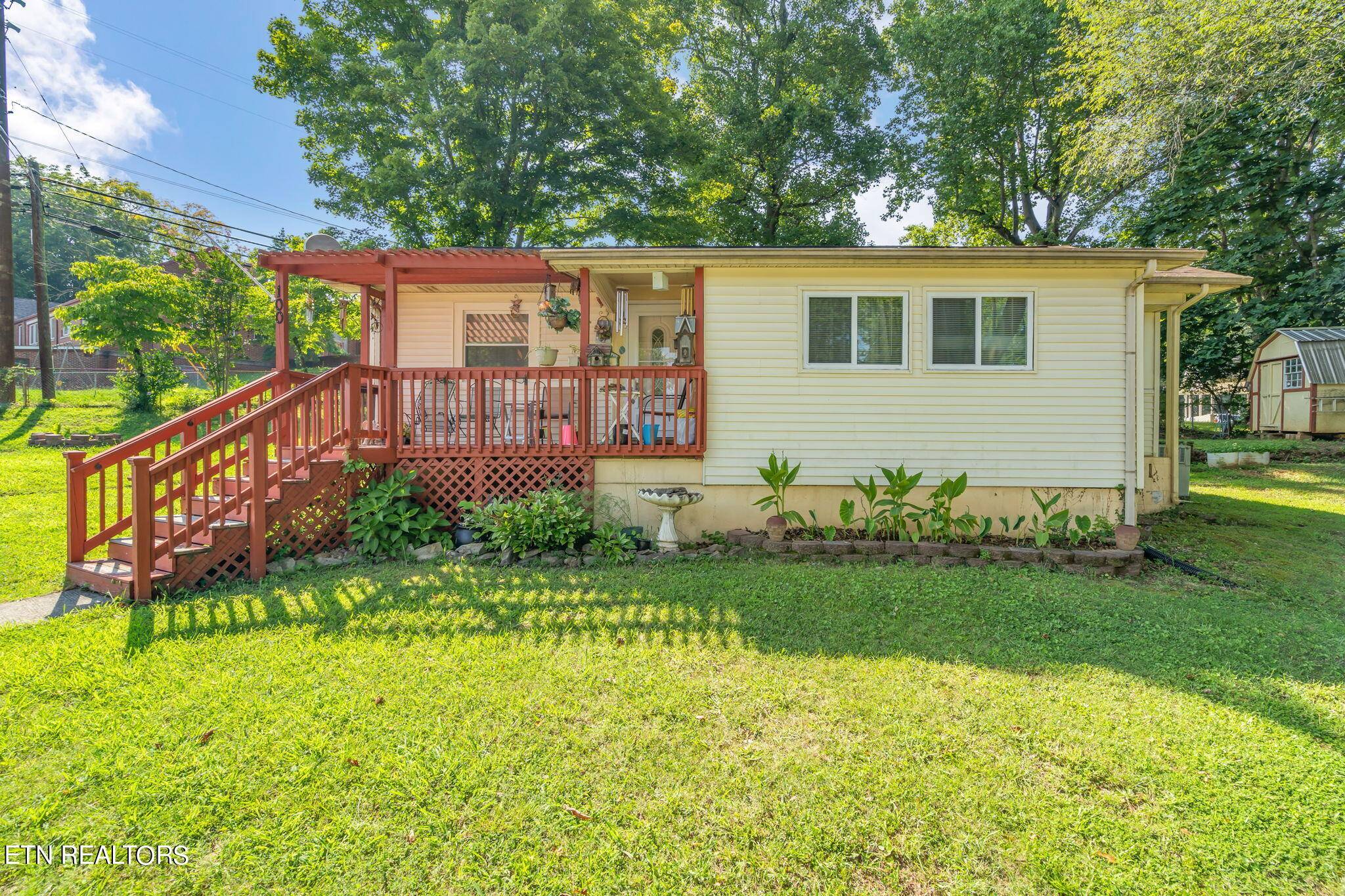 Oak Ridge, TN 37830,100 Newkirk LN