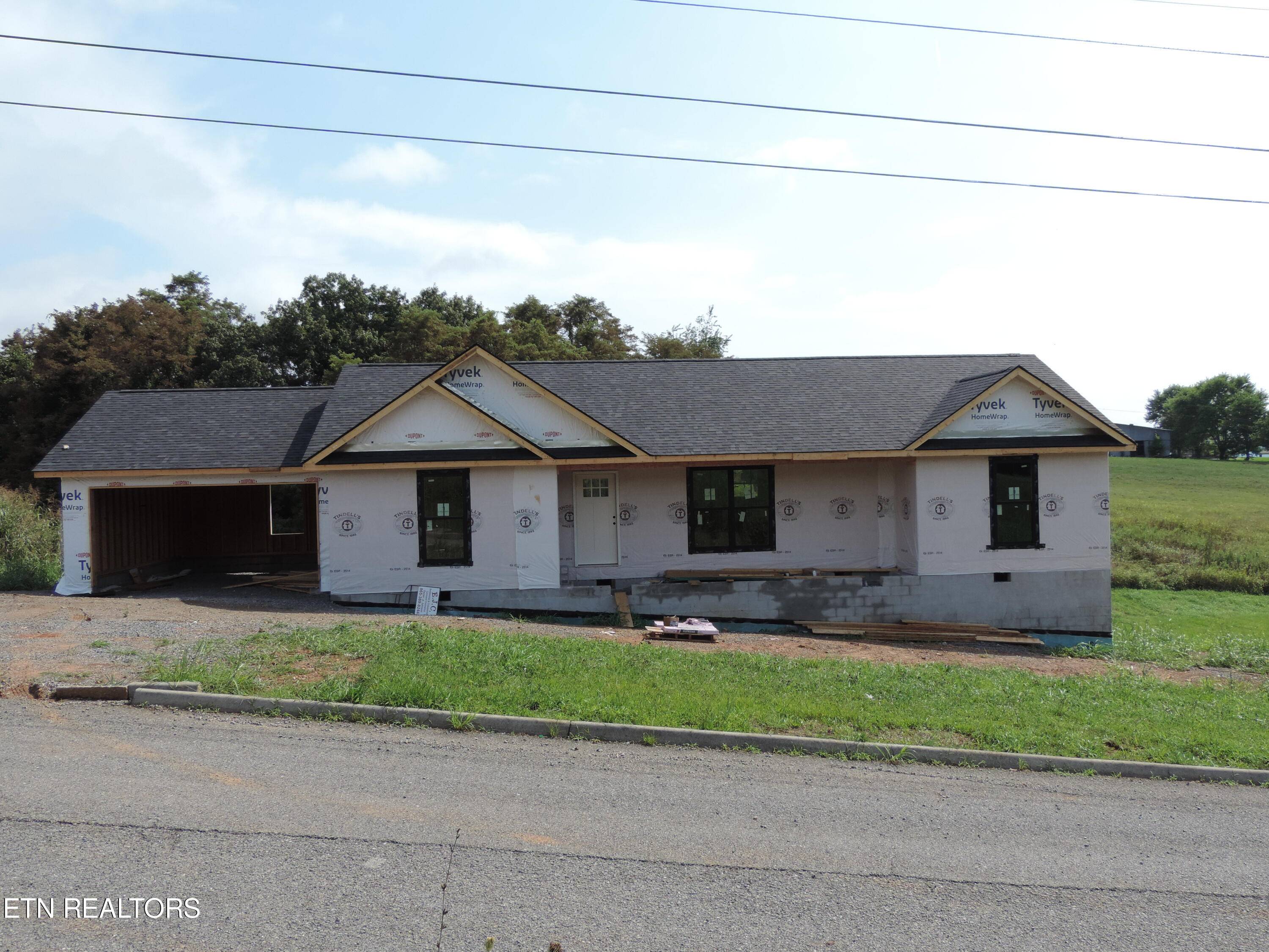 Rutledge, TN 37861,174 Water Way Drive