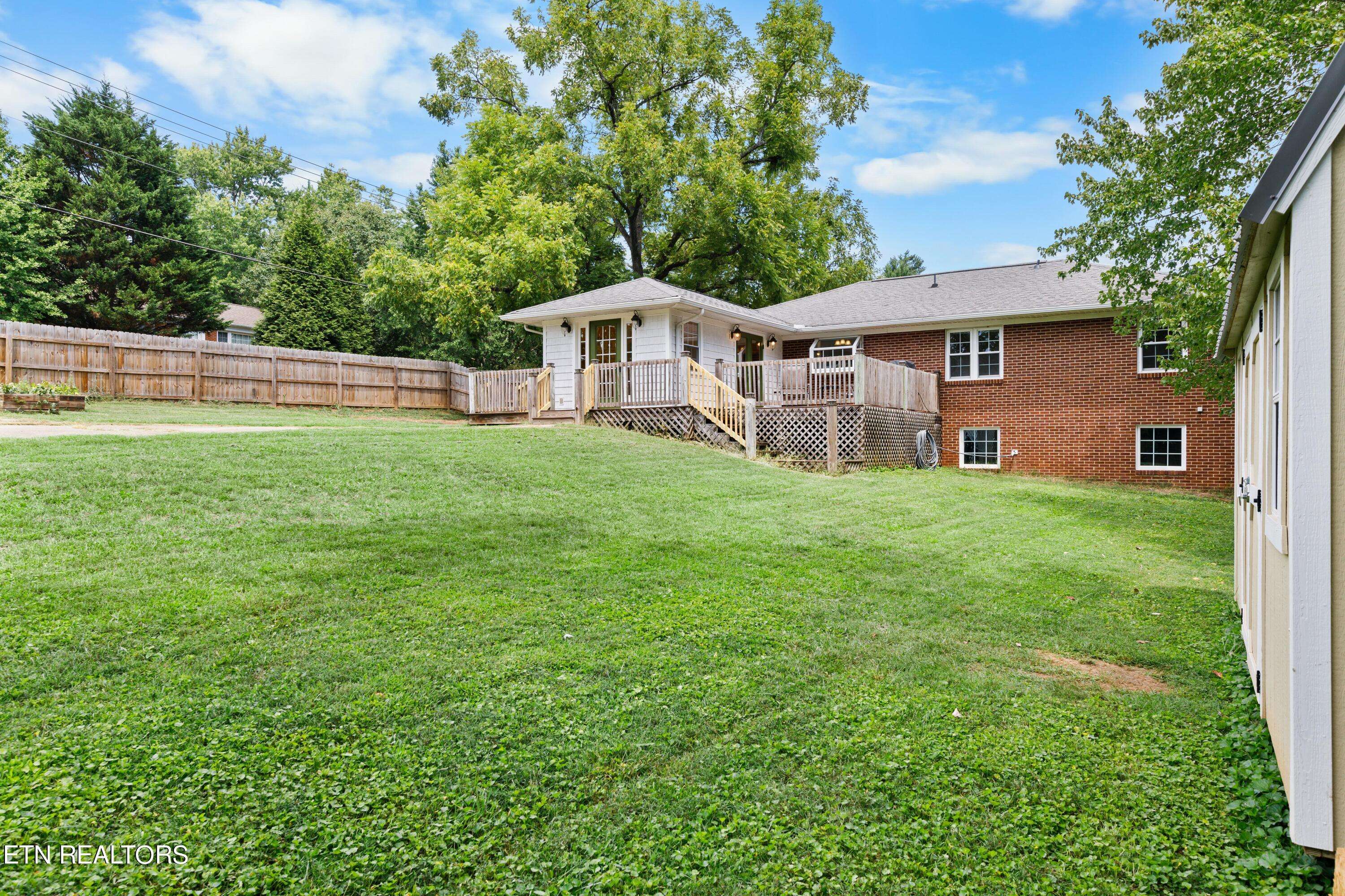 Maryville, TN 37803,501 Willard St