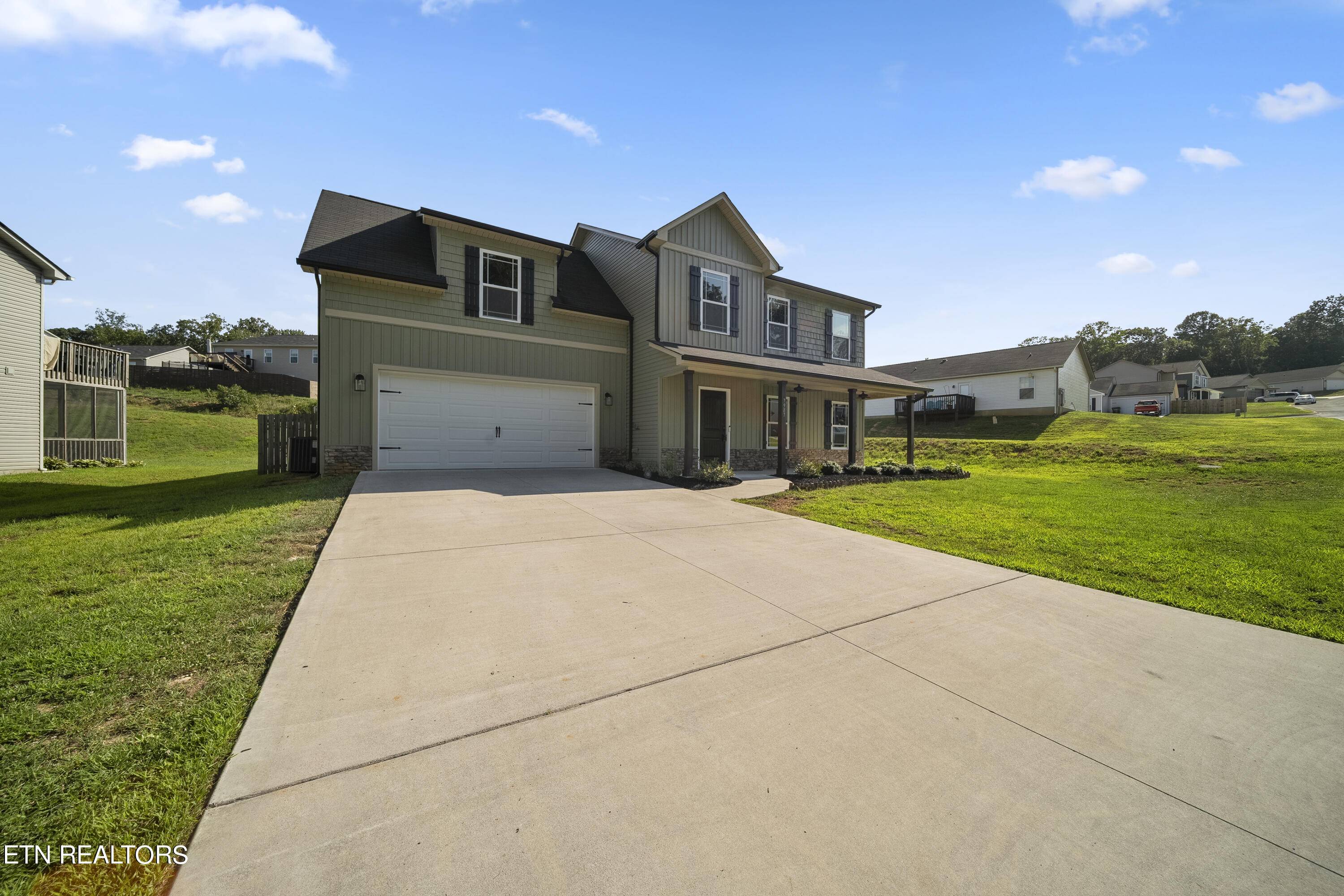 Powell, TN 37849,7987 Poplar Grove LN