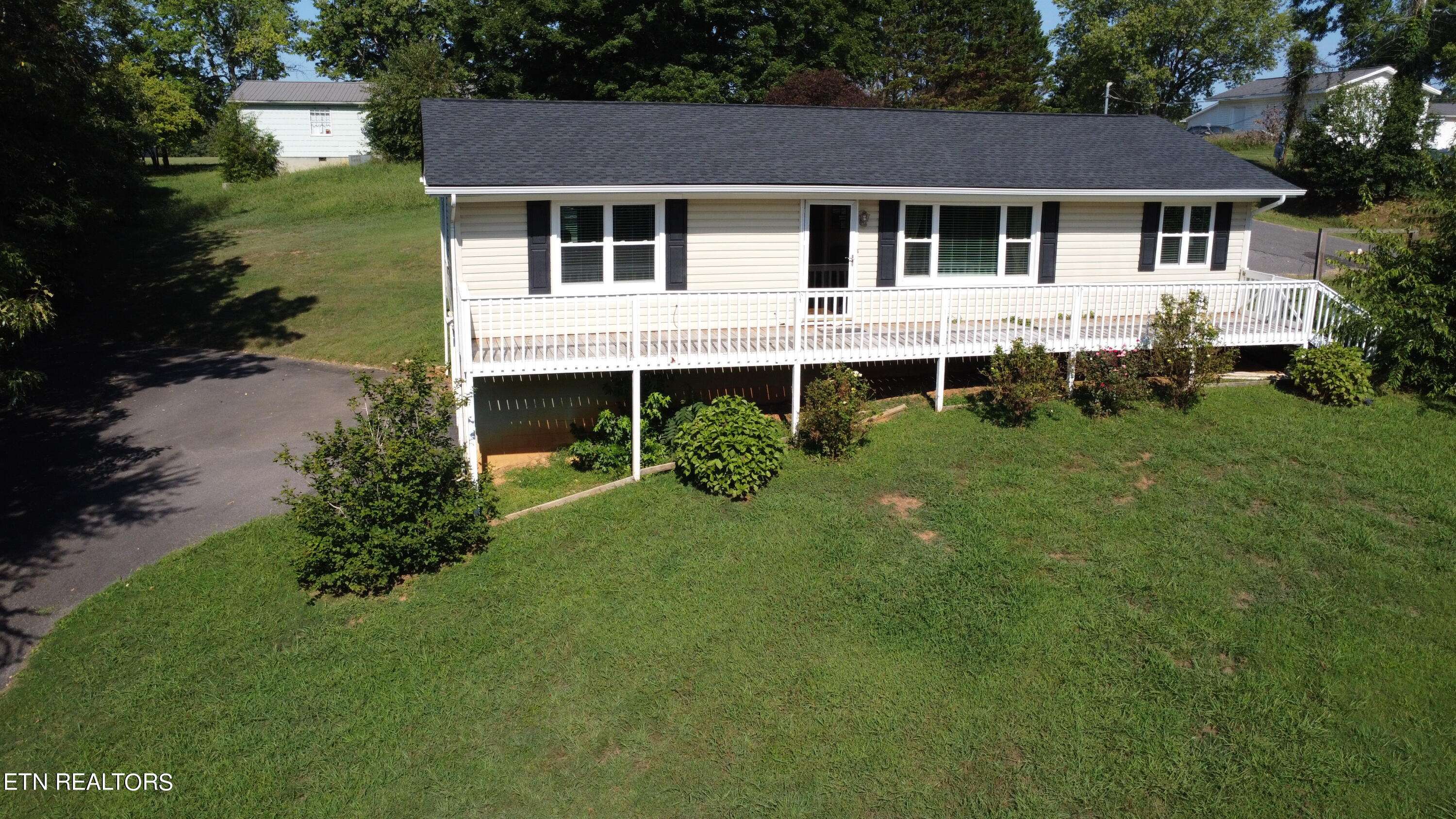 White Pine, TN 37890,249 Wilmore DR