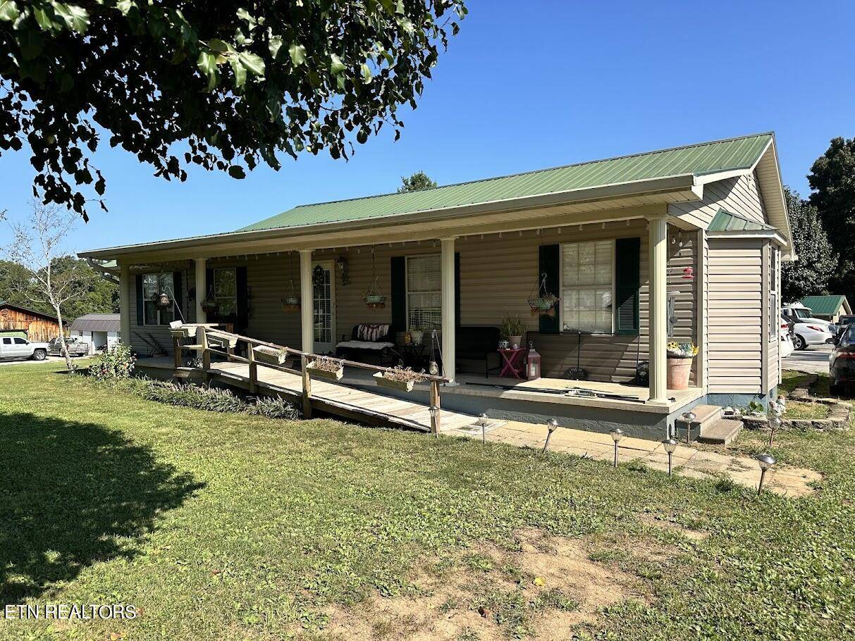 Madisonville, TN 37354,166 Michael LN