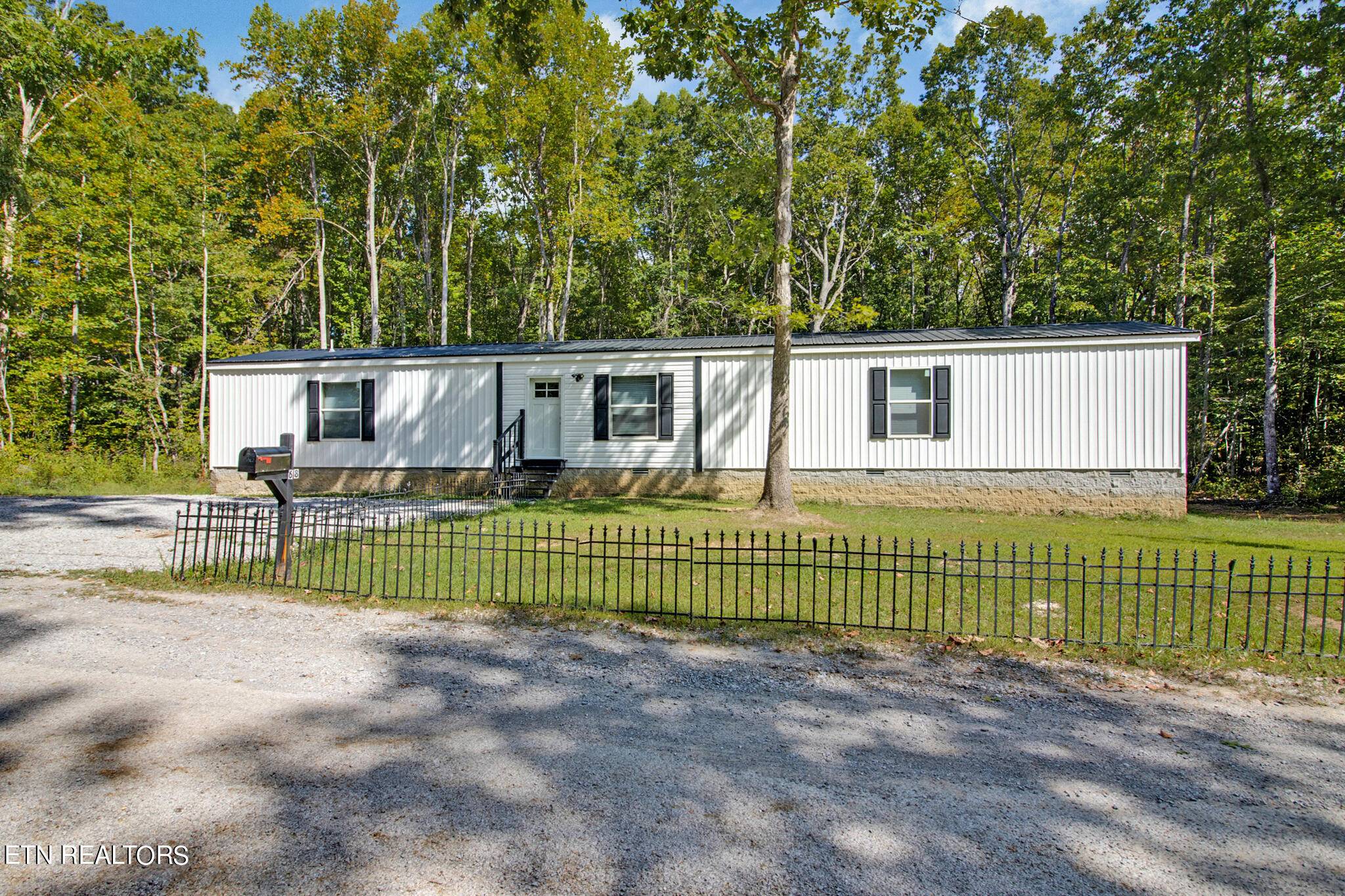 Crossville, TN 38571,68 Buck CT