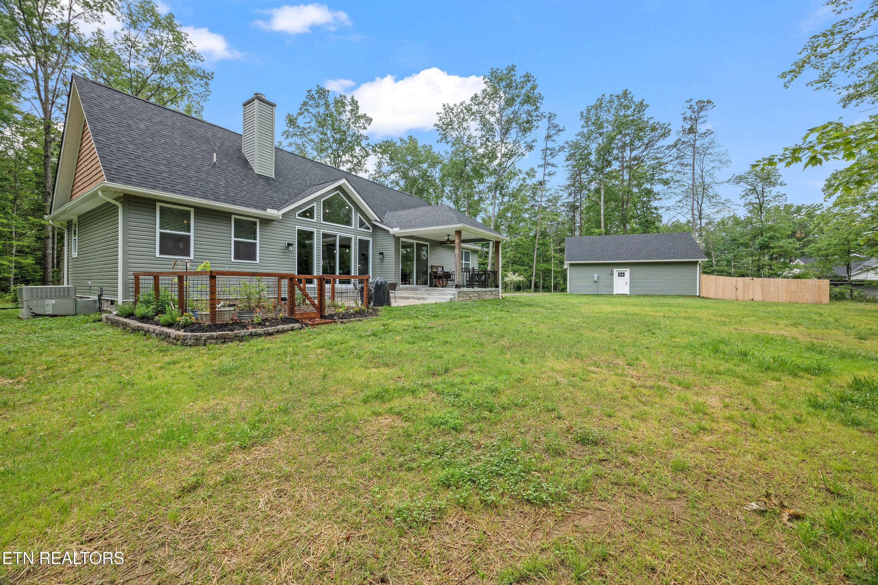 Monterey, TN 38574,1429 Belmont CIR