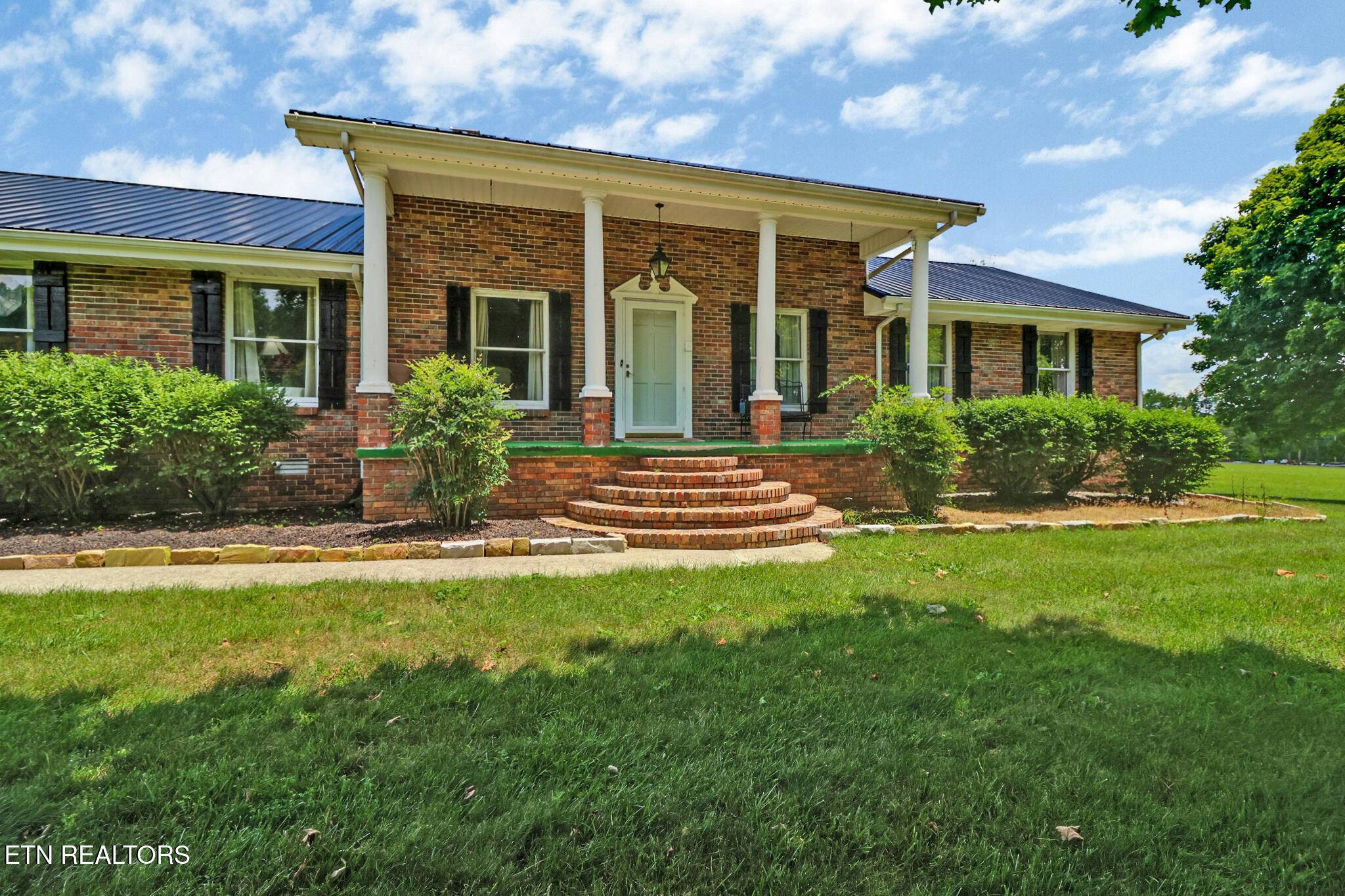 Crossville, TN 38572,843 Dunbar Rd