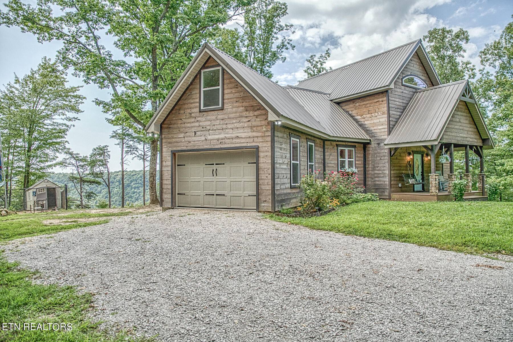 Spencer, TN 38585,288 Eagles Bluff LN