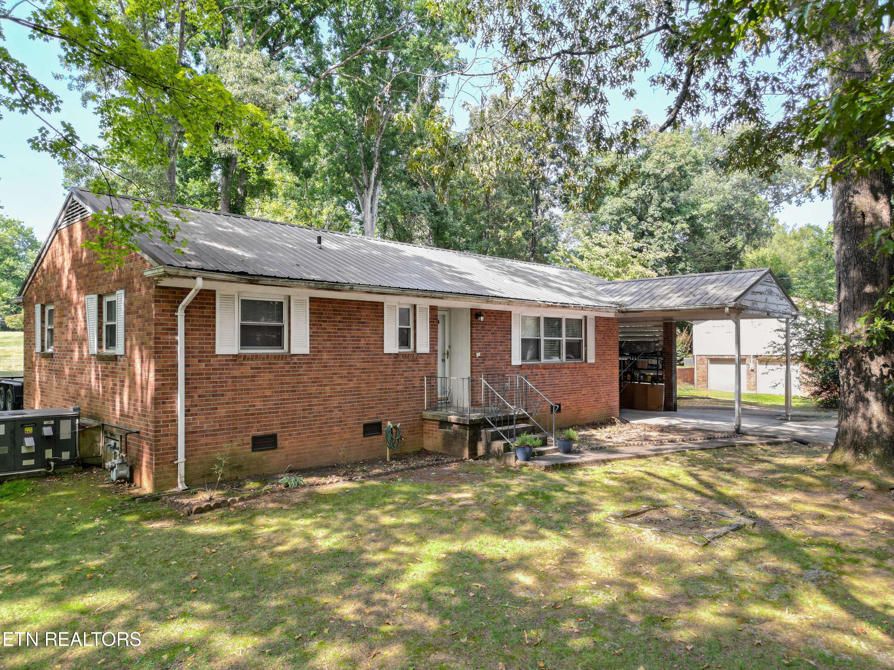 Maryville, TN 37803,1607 Lisa DR