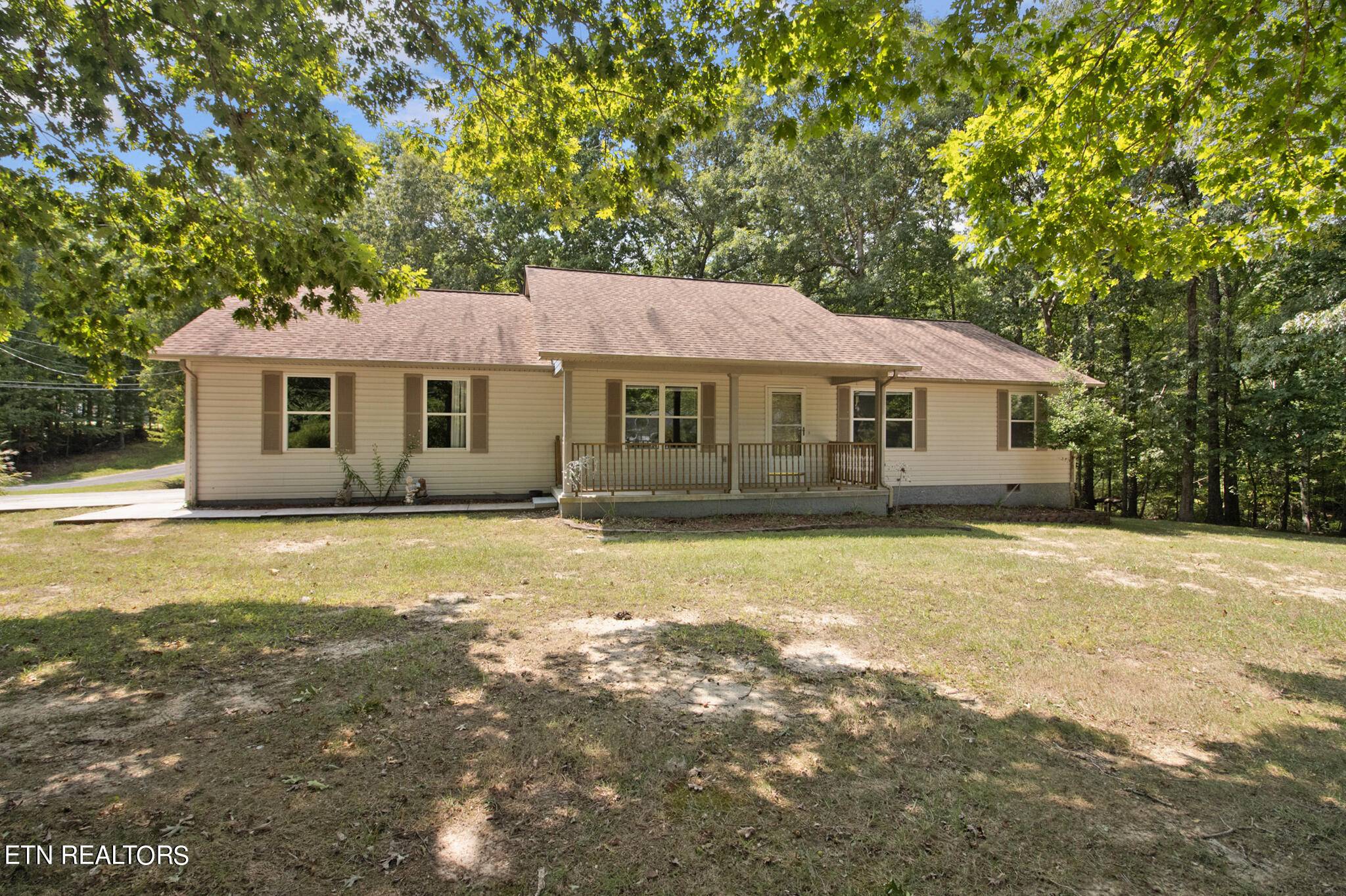 Crossville, TN 38555,16 Deer CIR