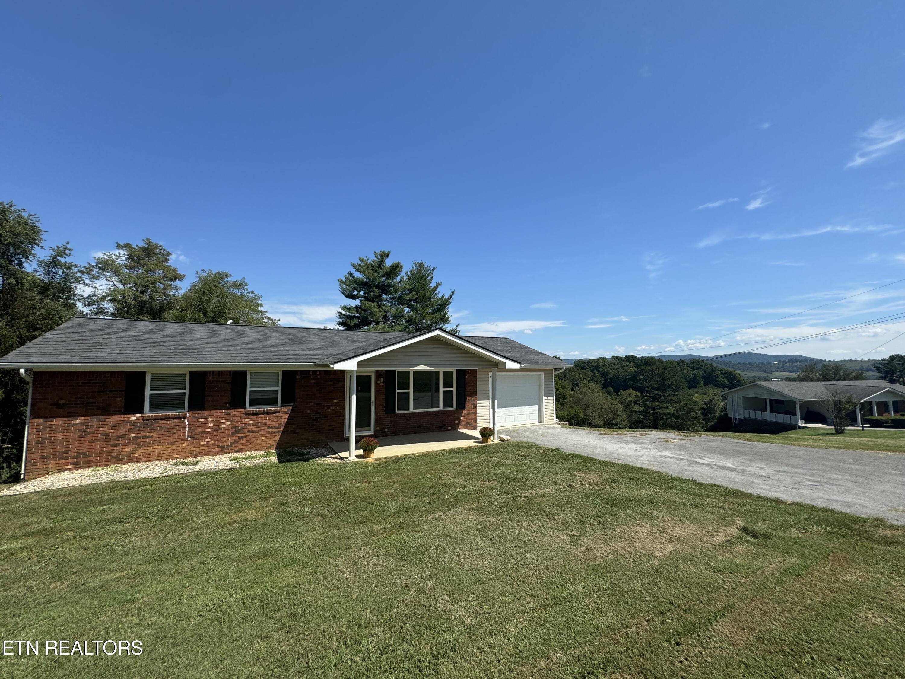 Tazewell, TN 37879,1724 Boone CIR