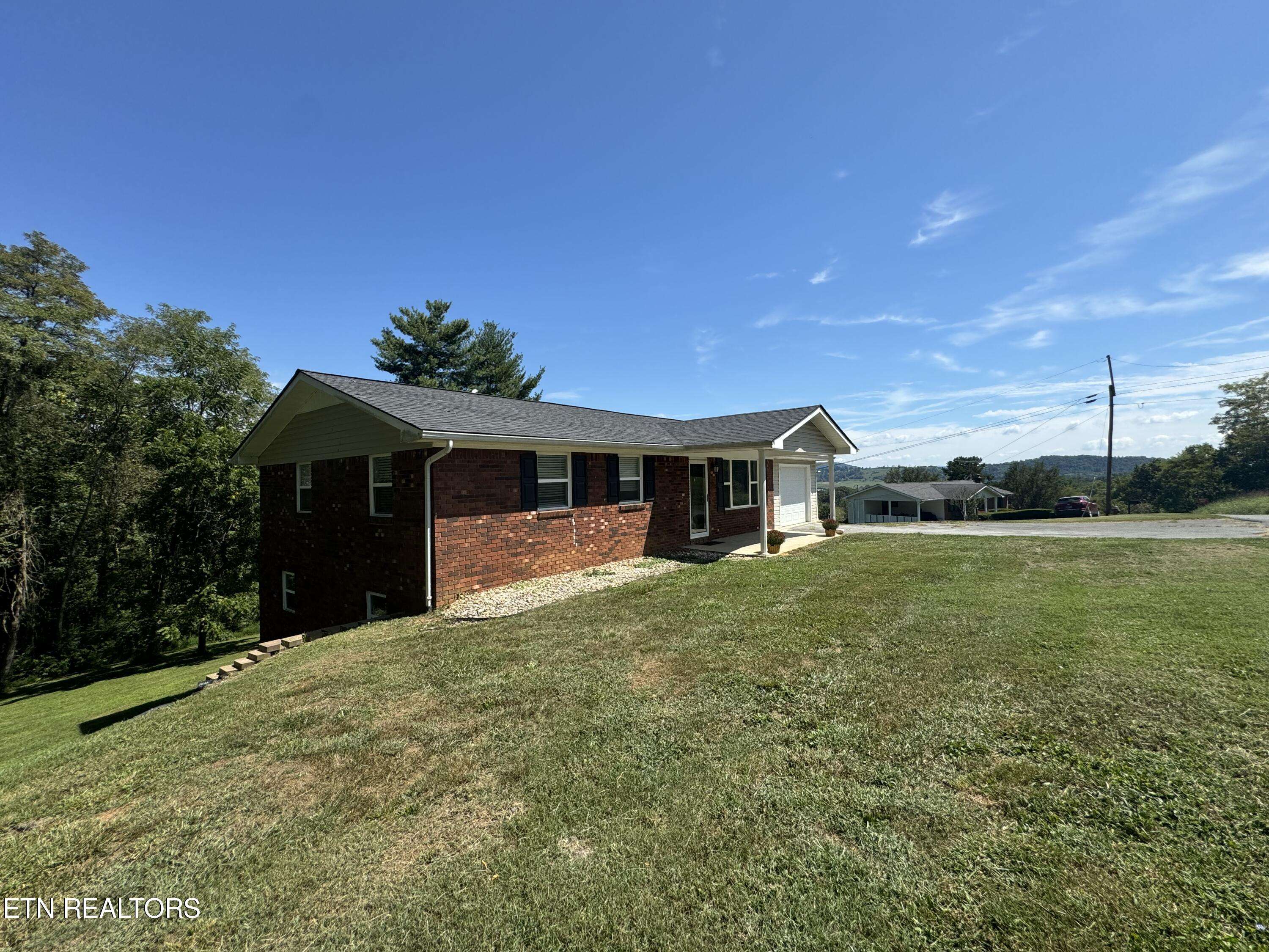 Tazewell, TN 37879,1724 Boone CIR