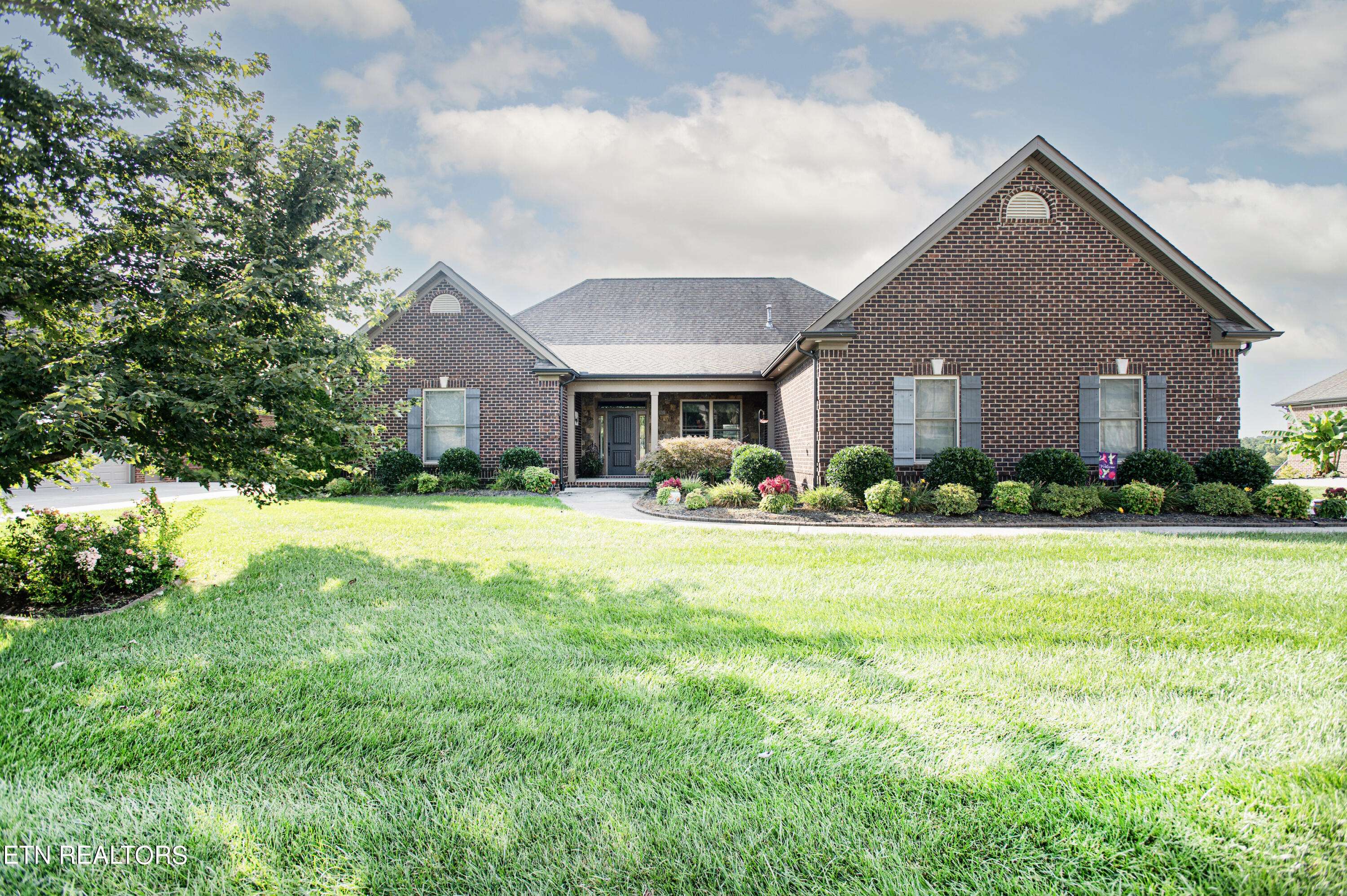 Lenoir City, TN 37772,312 Millstone LN