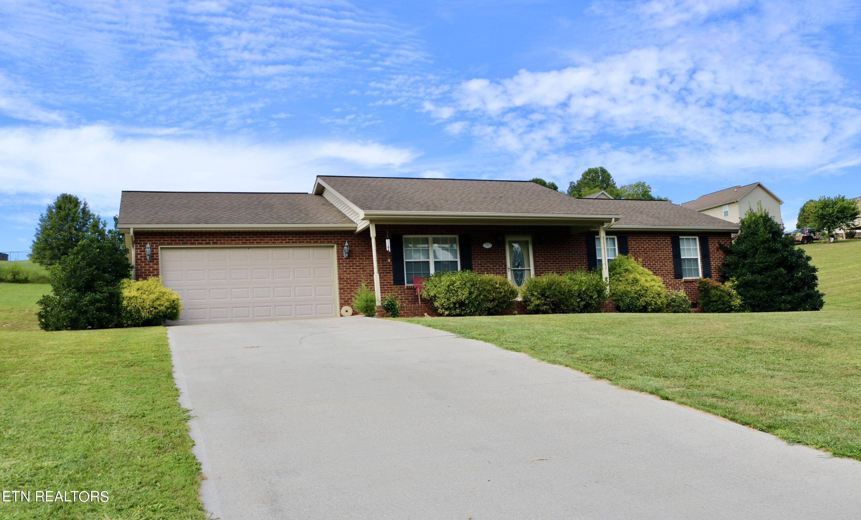 New Tazewell, TN 37825,580 Altina CIR