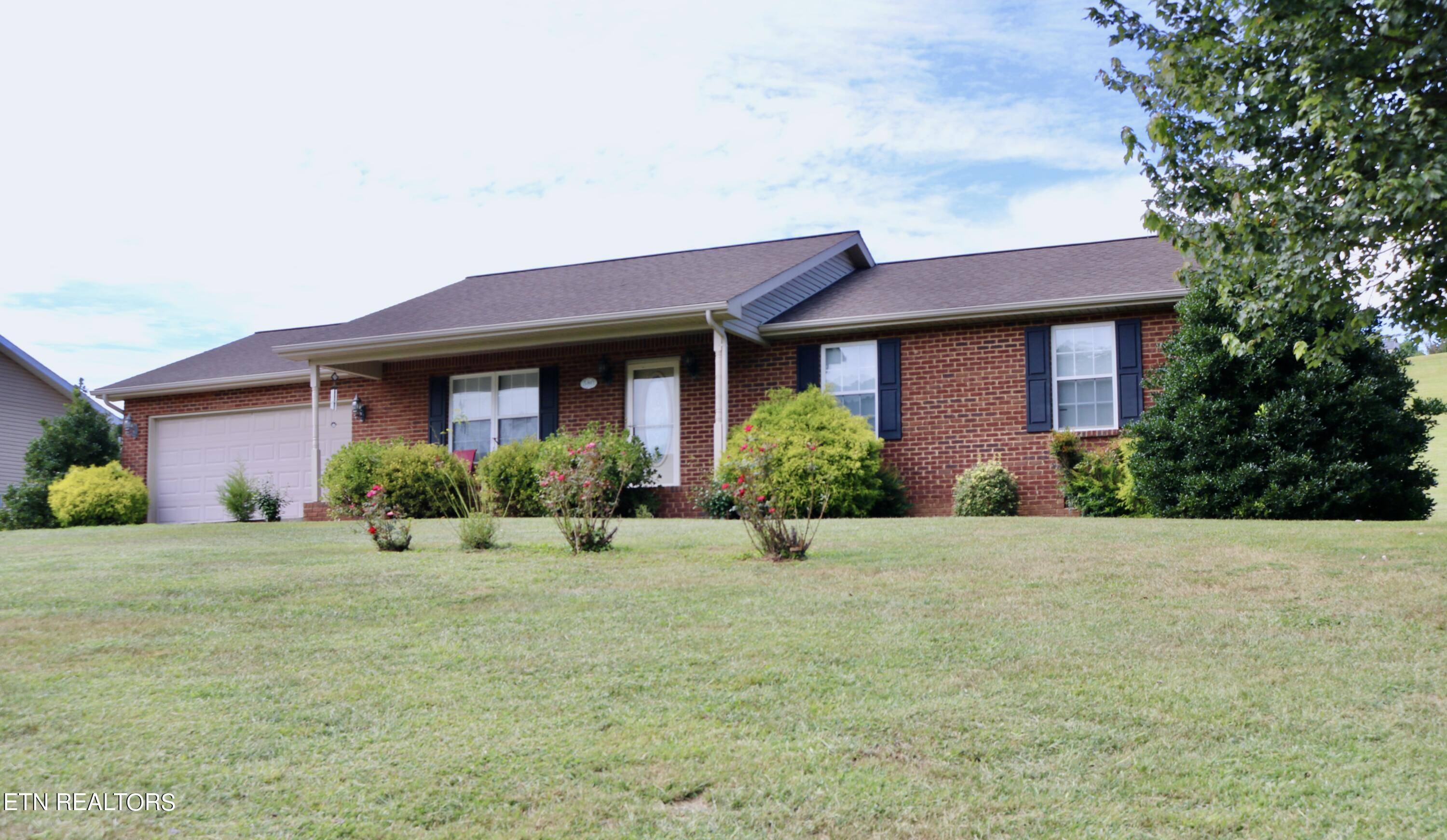 New Tazewell, TN 37825,580 Altina CIR