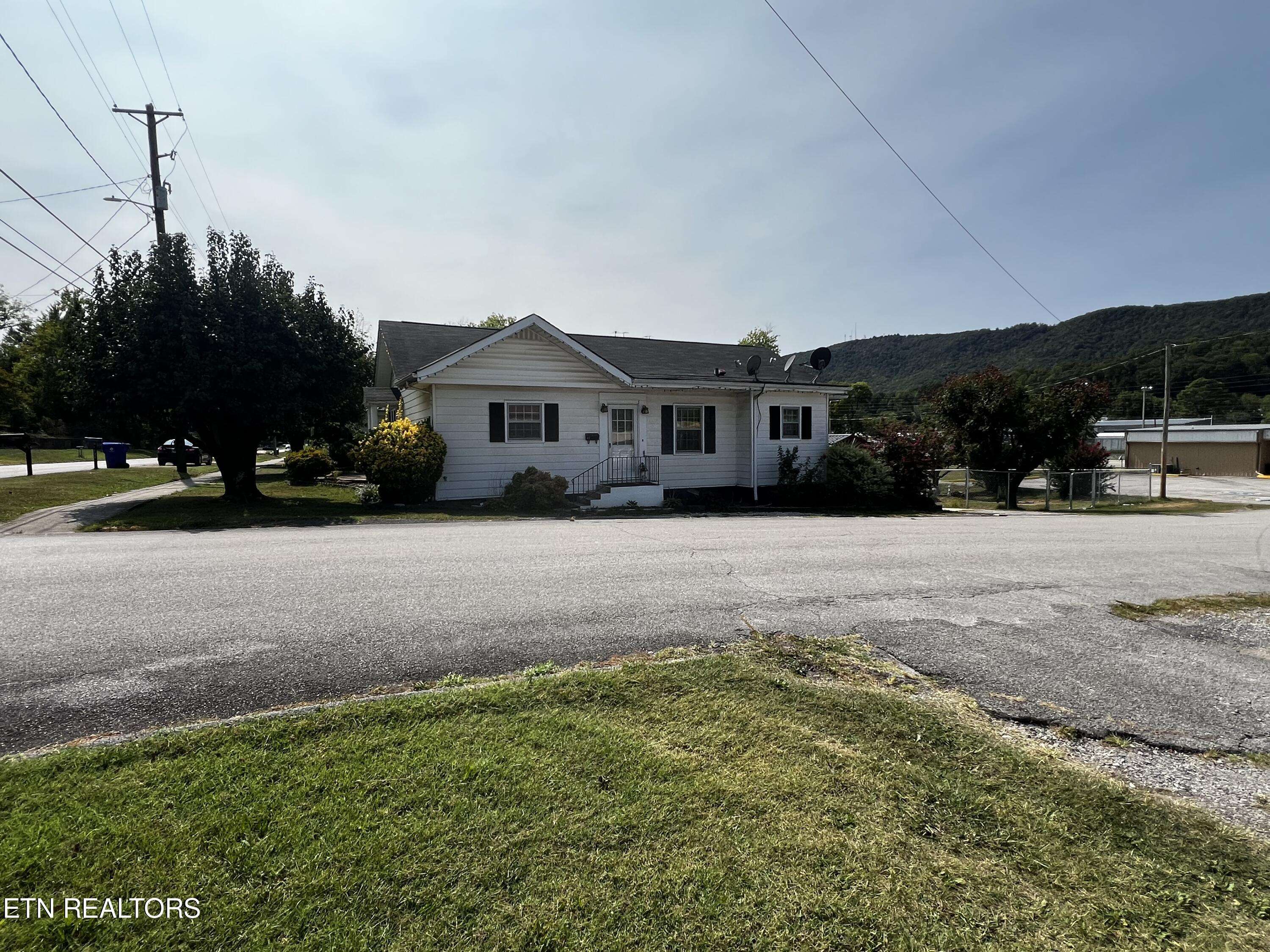 Rockwood, TN 37854,117 Kingston Ave