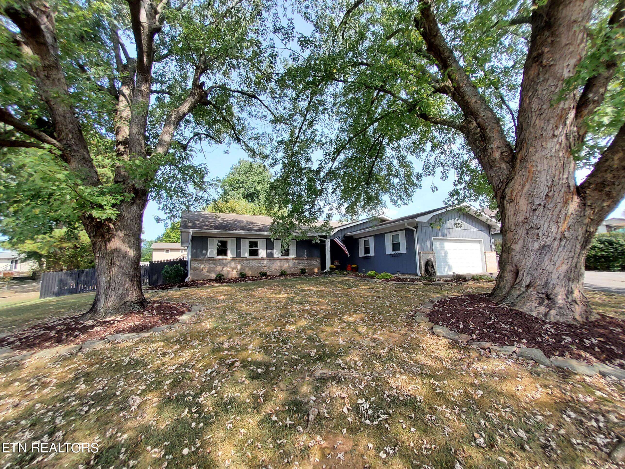 Maryville, TN 37803,2324 Mark LN