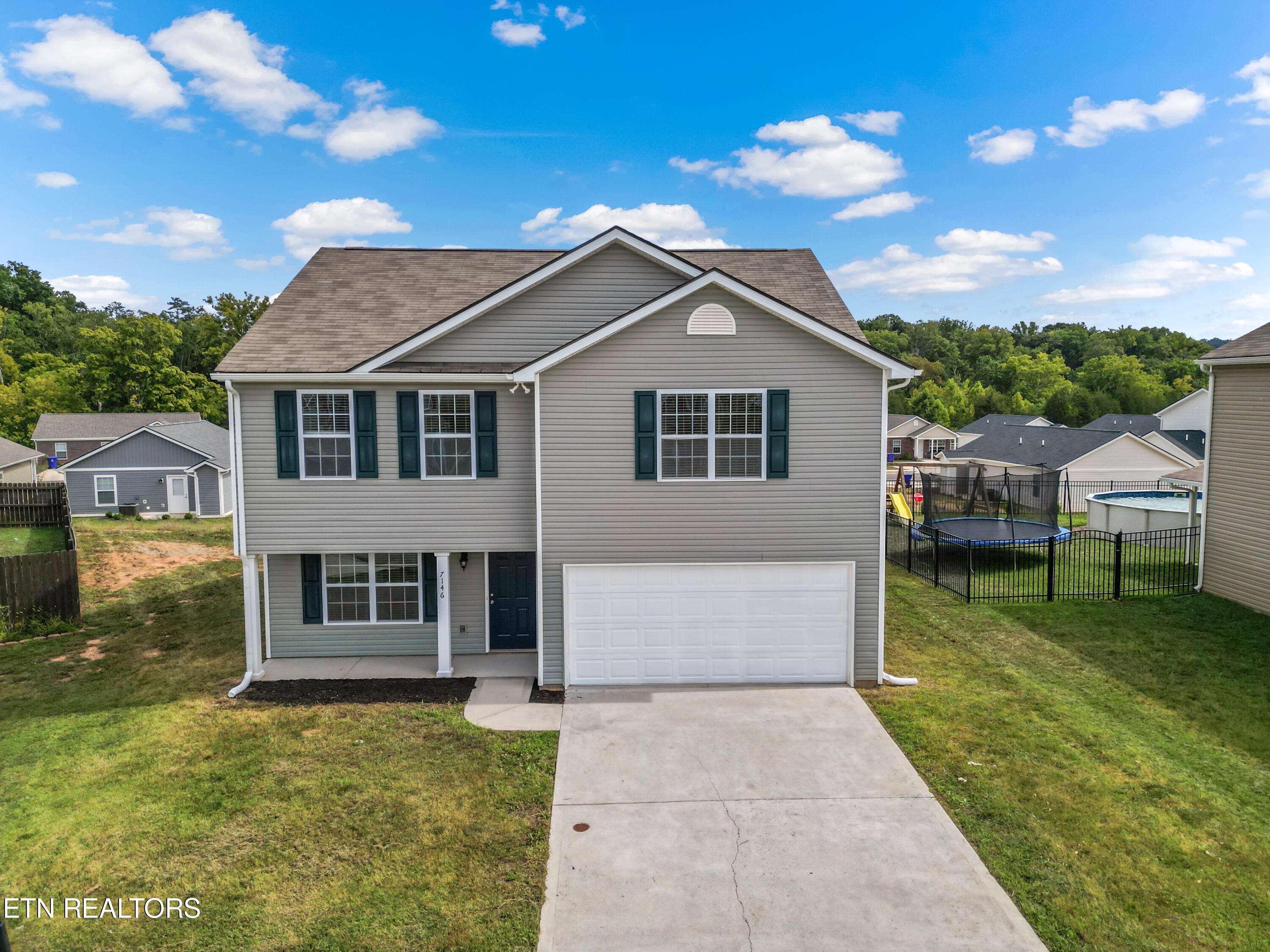 Corryton, TN 37721,7146 Forest Willow LN