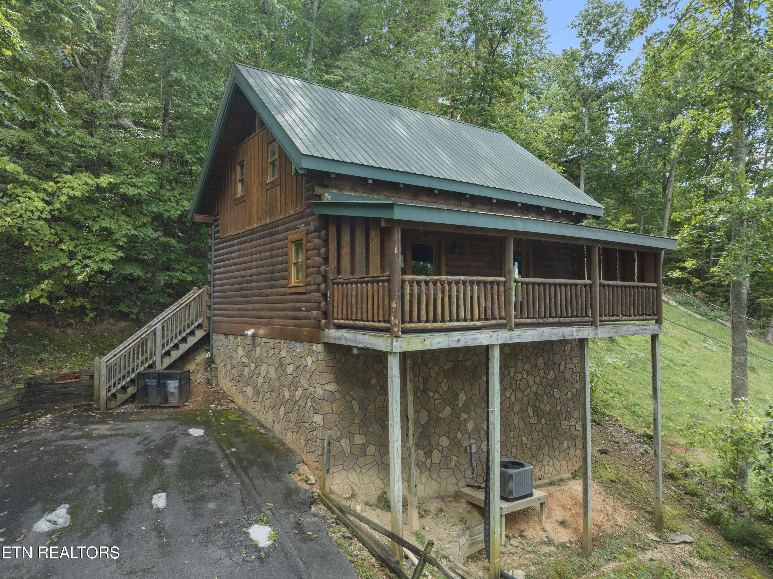 Sevierville, TN 37876,1814 Rhododendron LN