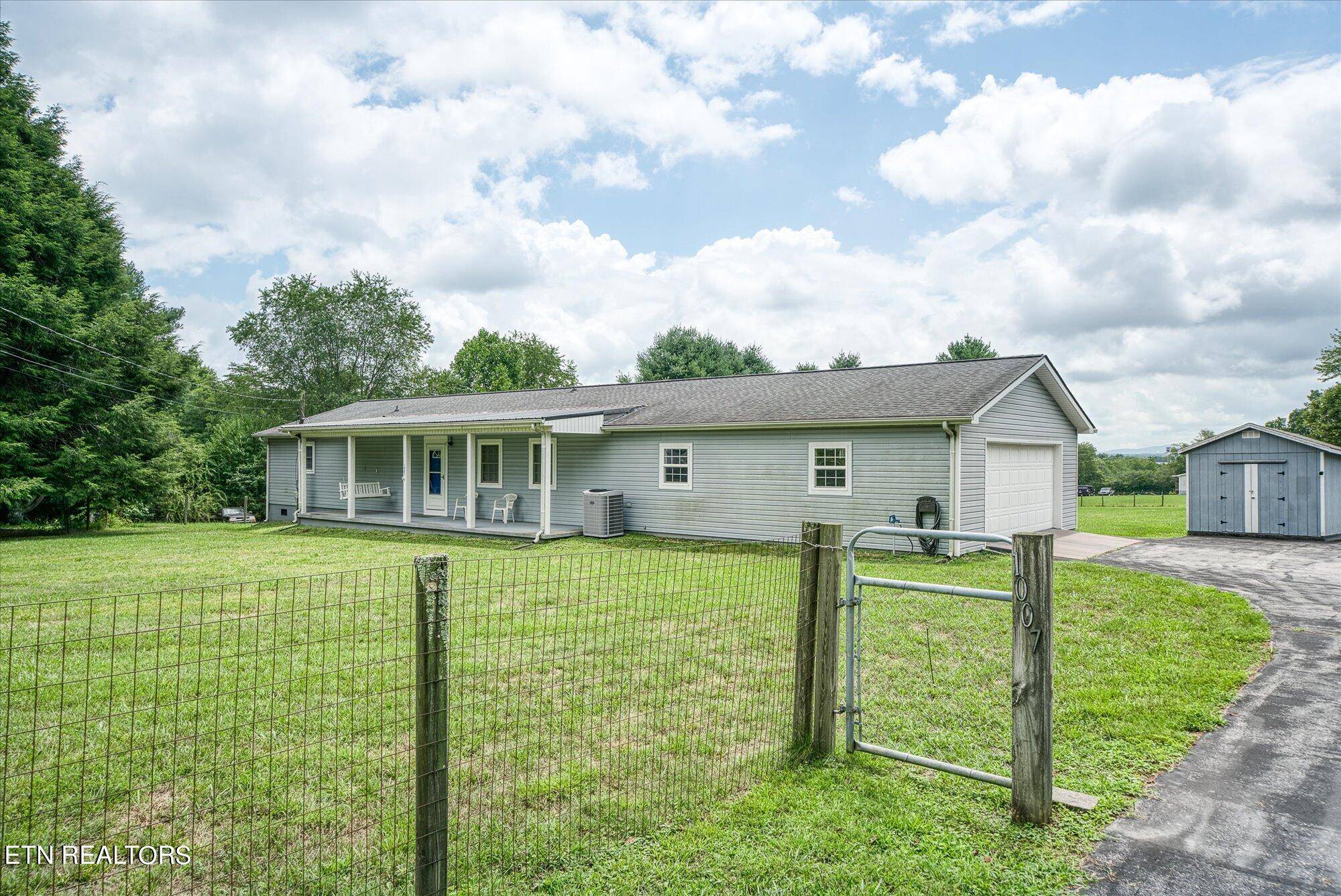 Crossville, TN 38571,1007 Fredonia Rd