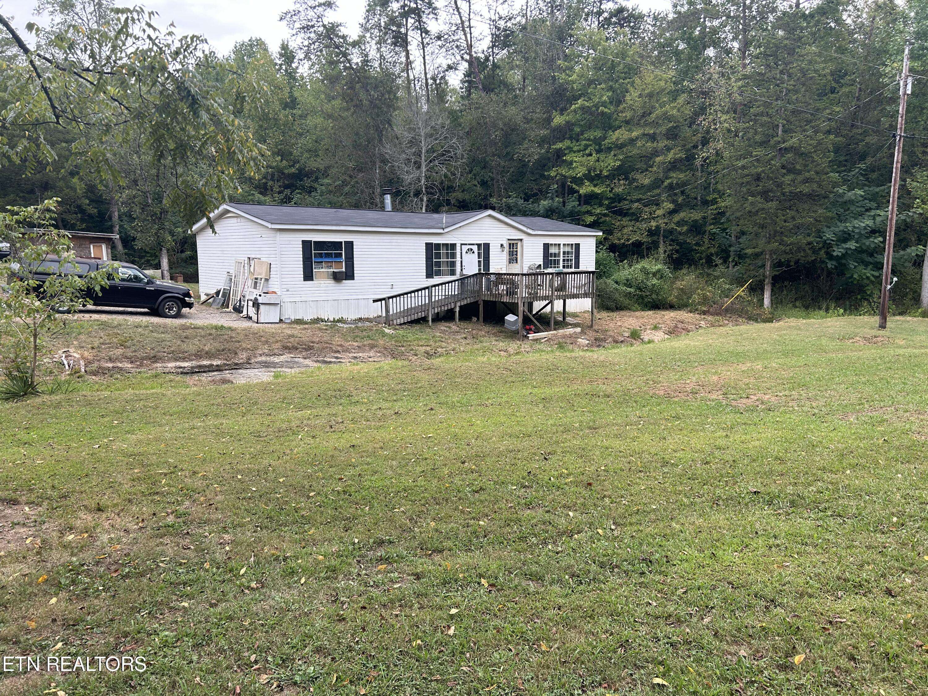 Madisonville, TN 37354,112 Hickory Grove LOOP