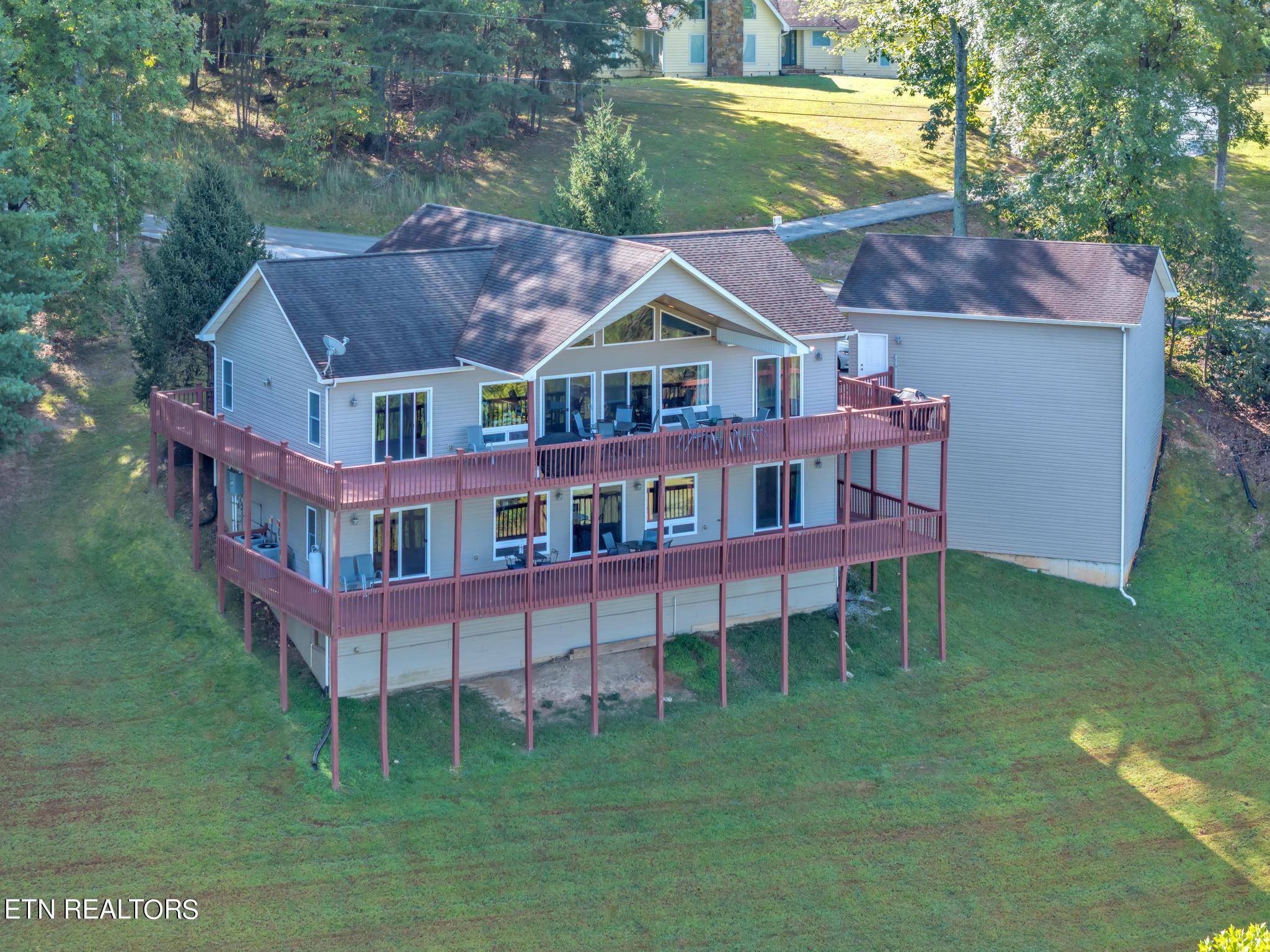 Lafollette, TN 37766,1466 Deerfield WAY