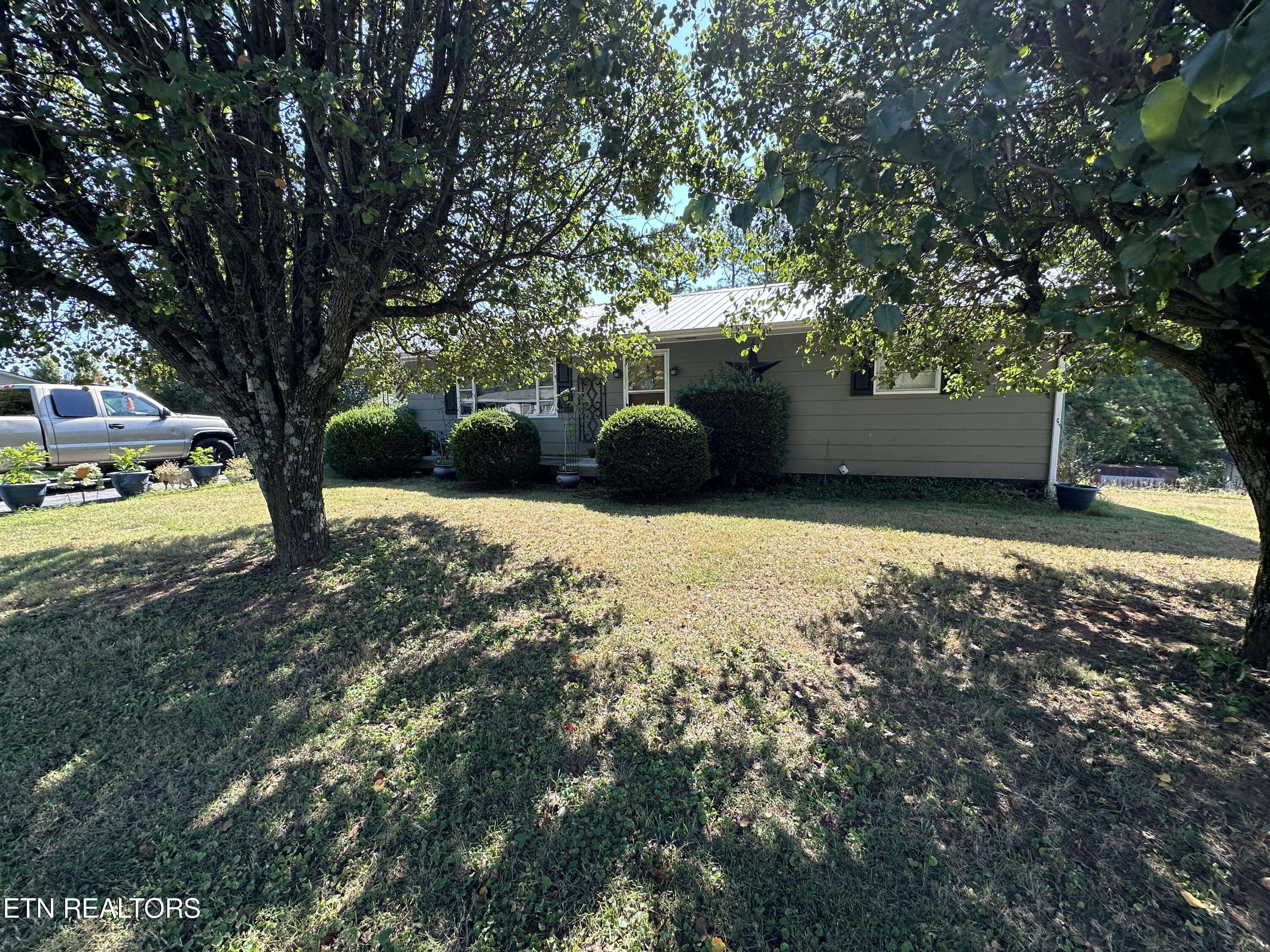 Sweetwater, TN 37874,445 Sunset DR