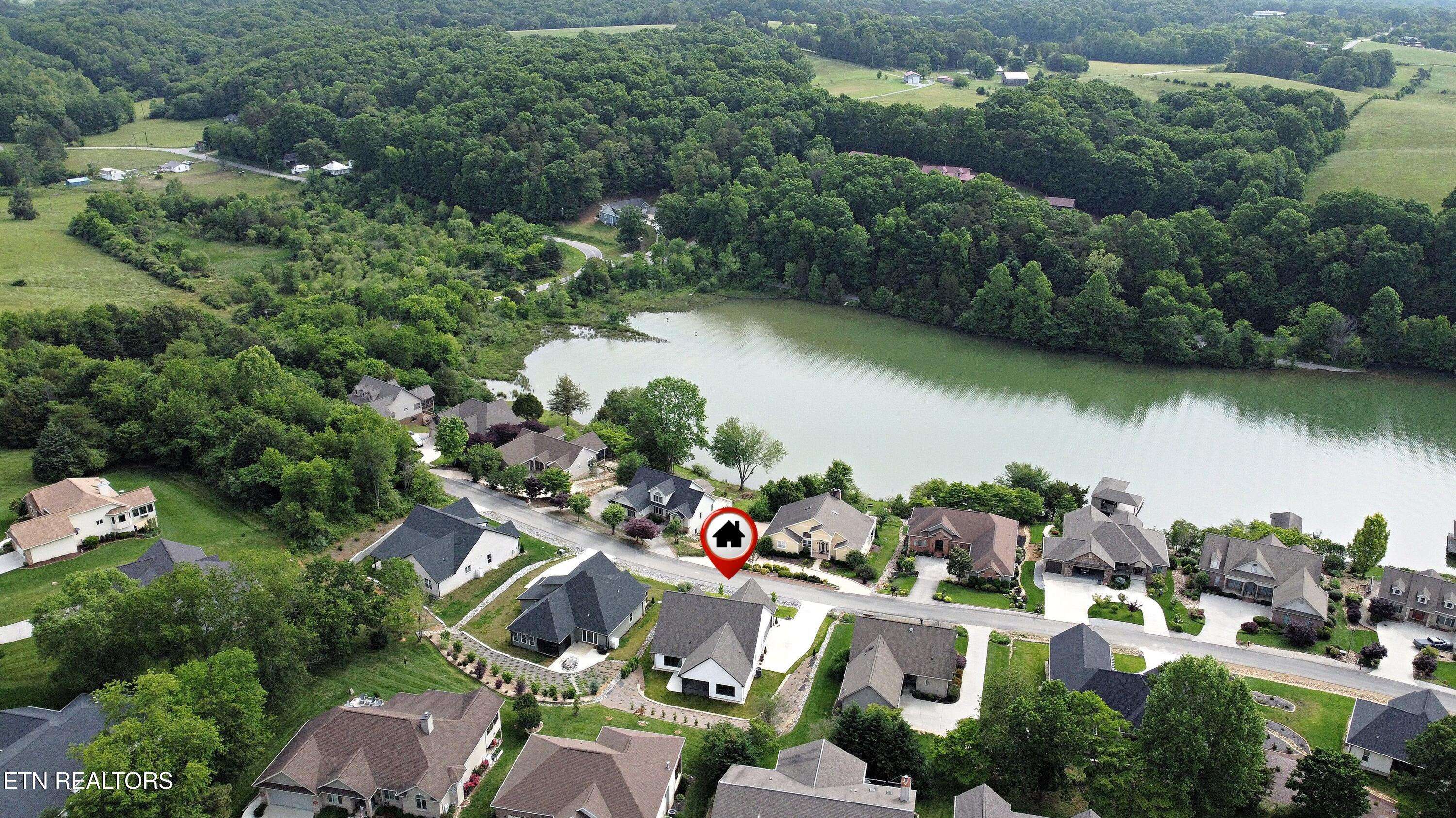 Loudon, TN 37774,111 Oonoga WAY