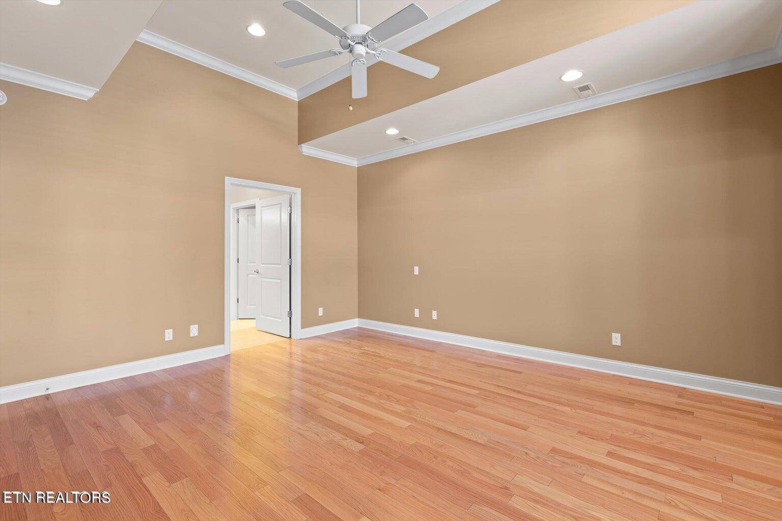 Maryville, TN 37803,1938 Camden DR