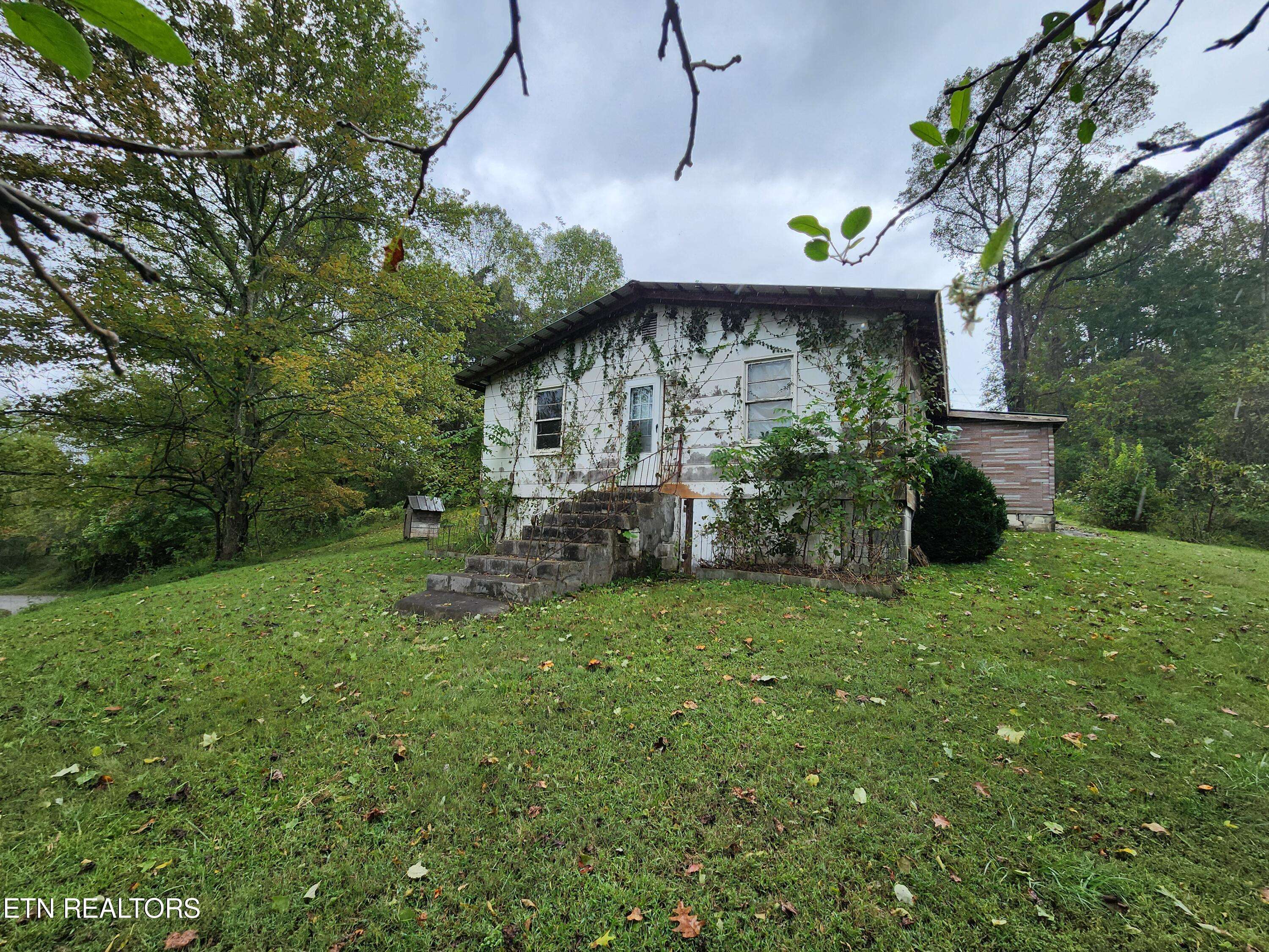 Lafollette, TN 37766,442 Parker Rd