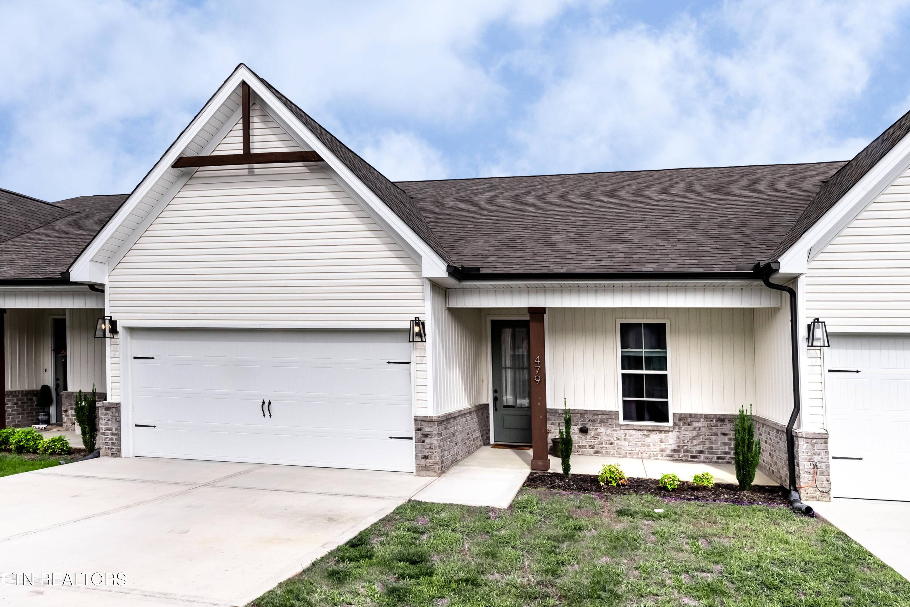 Lenoir City, TN 37771,479 Creekside WAY