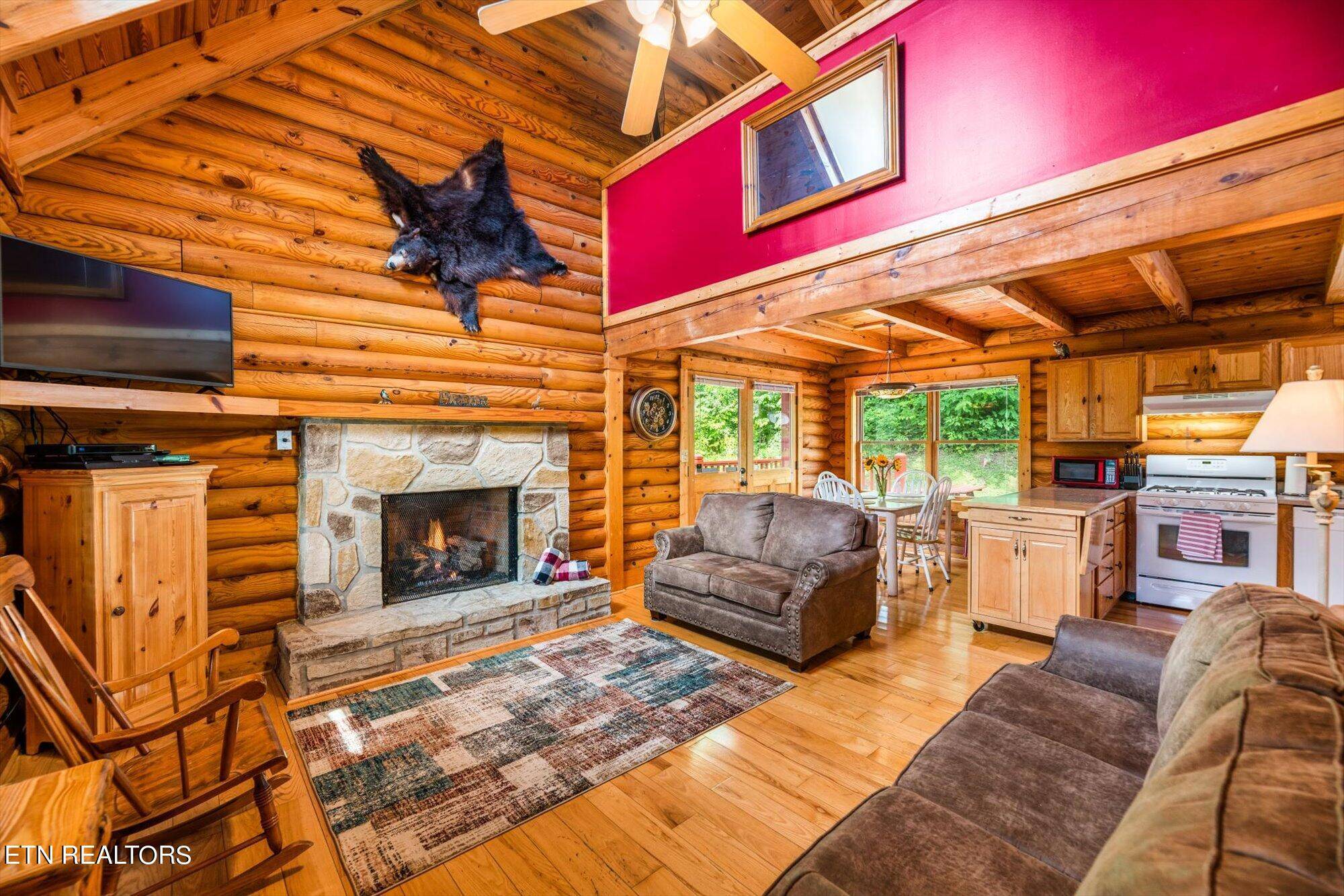 Gatlinburg, TN 37738,4110 Kidds WAY #2