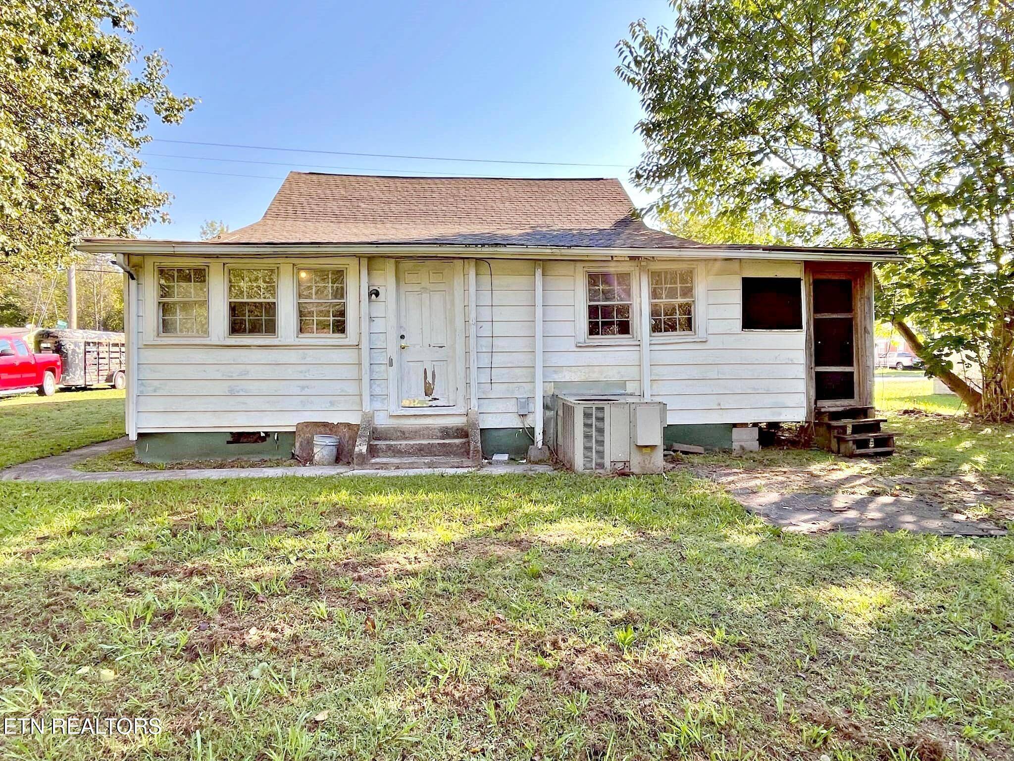 Rockwood, TN 37854,415 W Strang Street