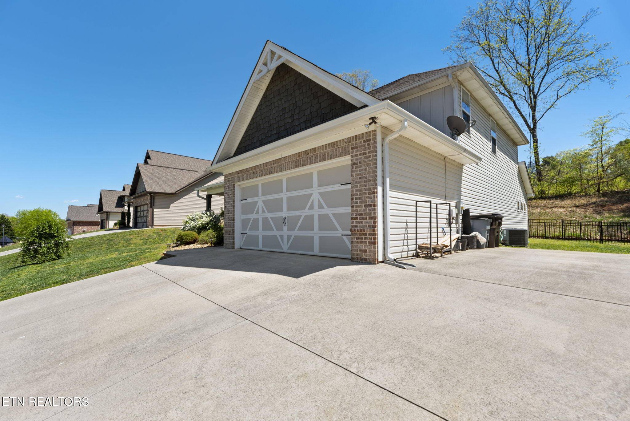 Lenoir City, TN 37771,533 Carrington Blvd