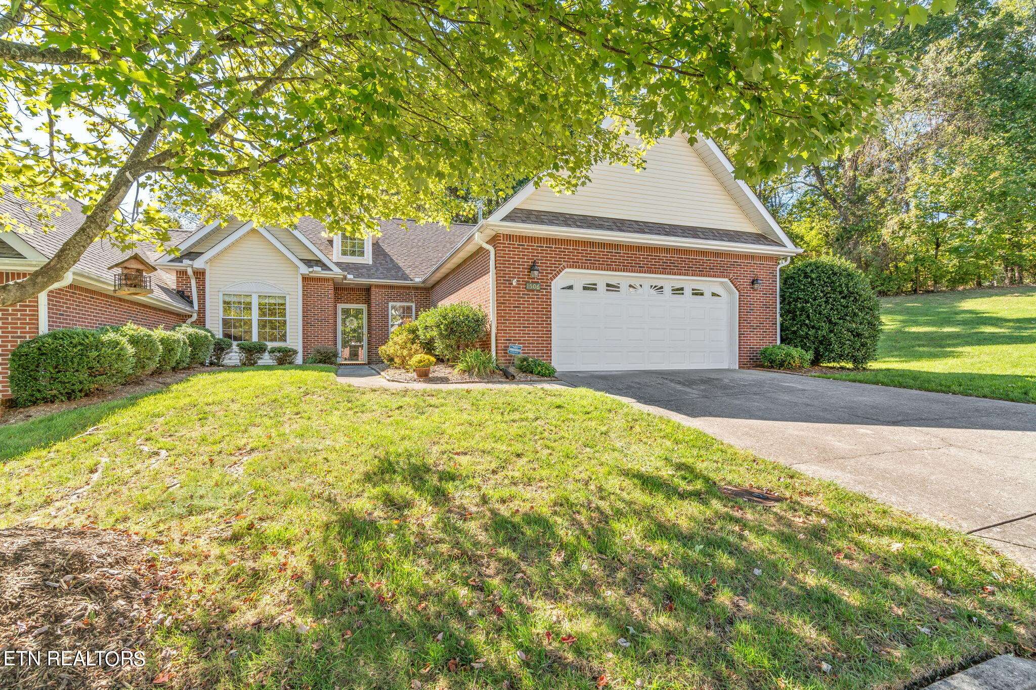 Knoxville, TN 37912,1506 Frosty Way