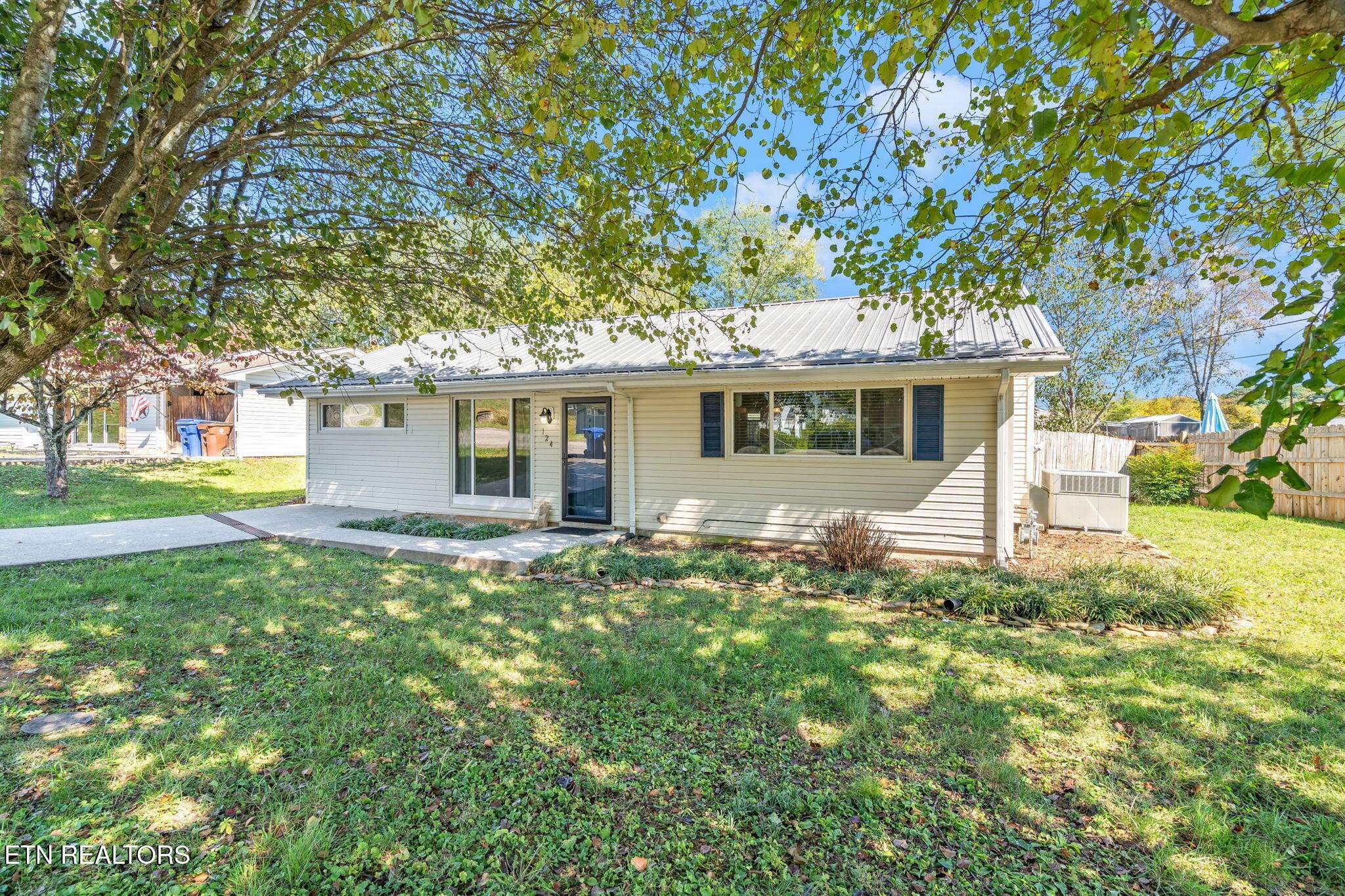 Oak Ridge, TN 37830,124 Beverly CIR