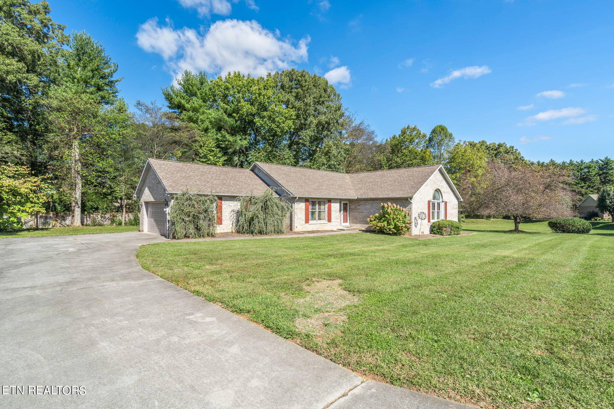 Knoxville, TN 37921,3529 Greywolfe DR