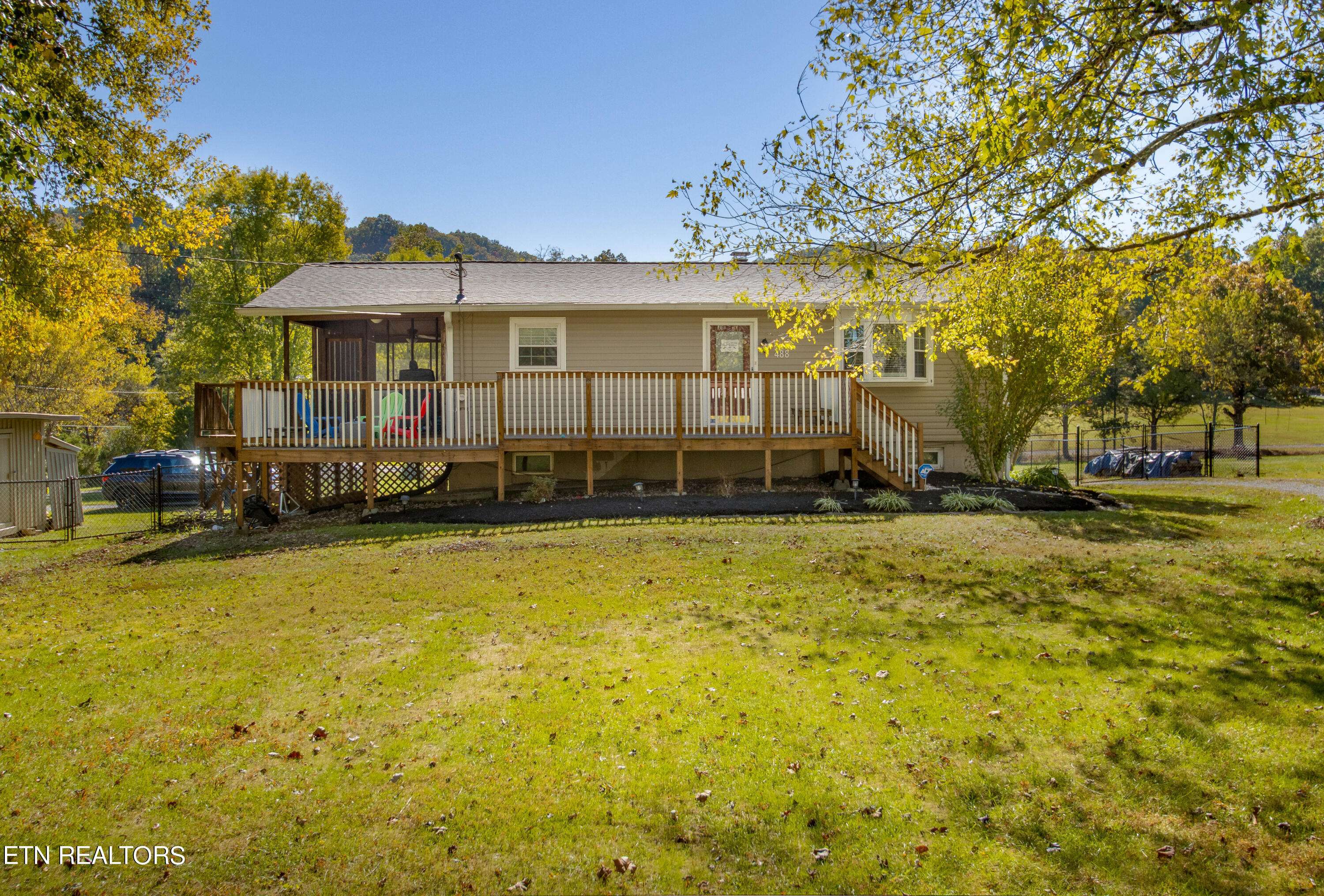 Powell, TN 37849,488 Raccoon Valley Rd