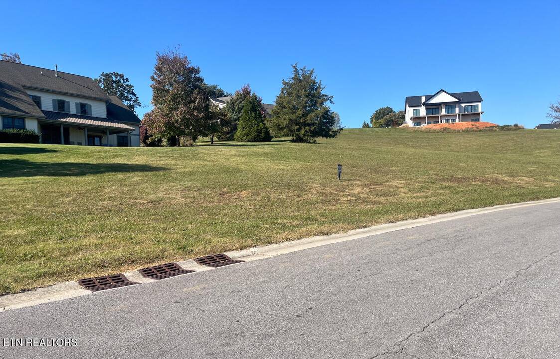 Loudon, TN 37774,107 Chestnut LN