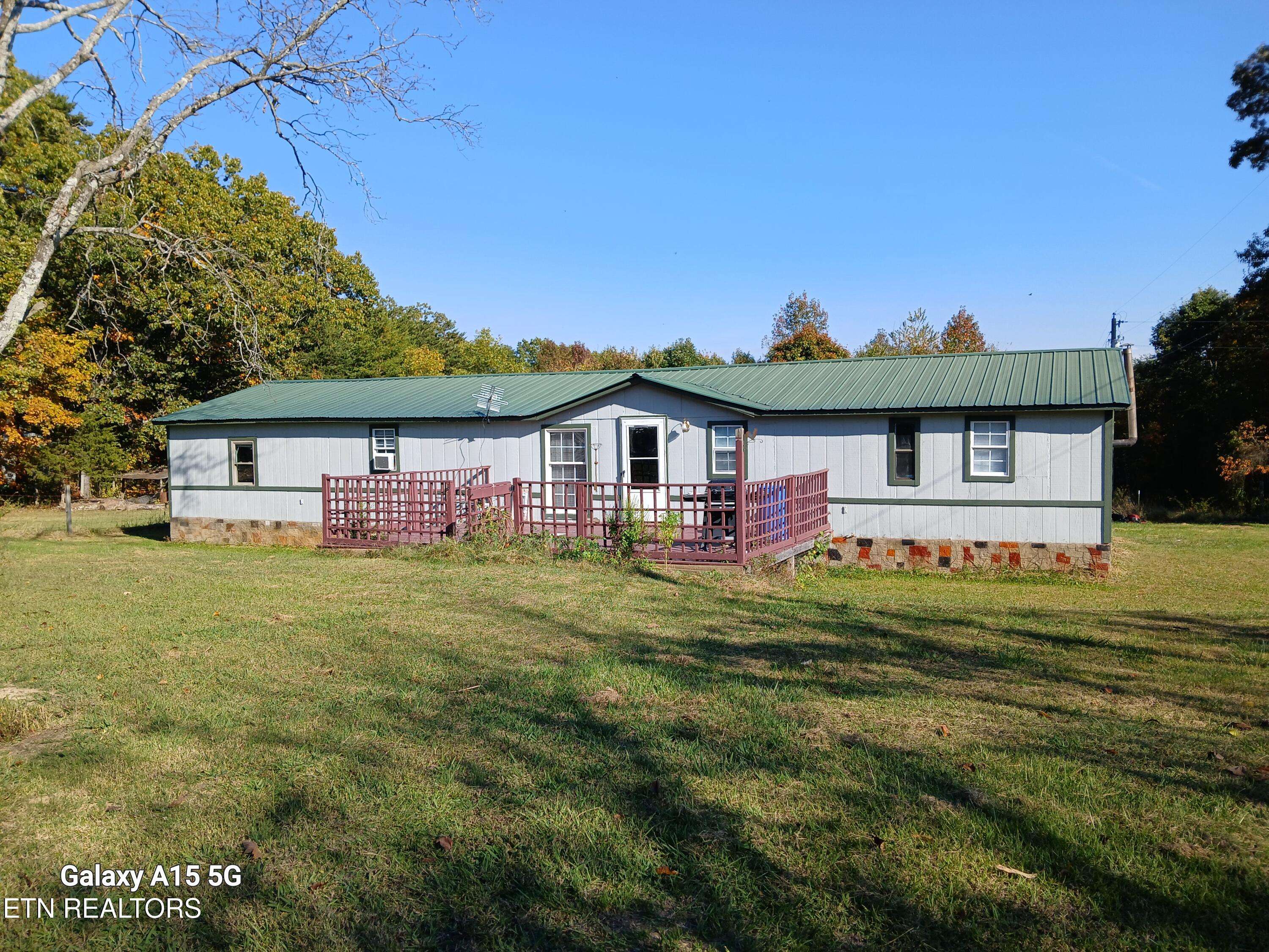 Sweetwater, TN 37874,296 County Road 357