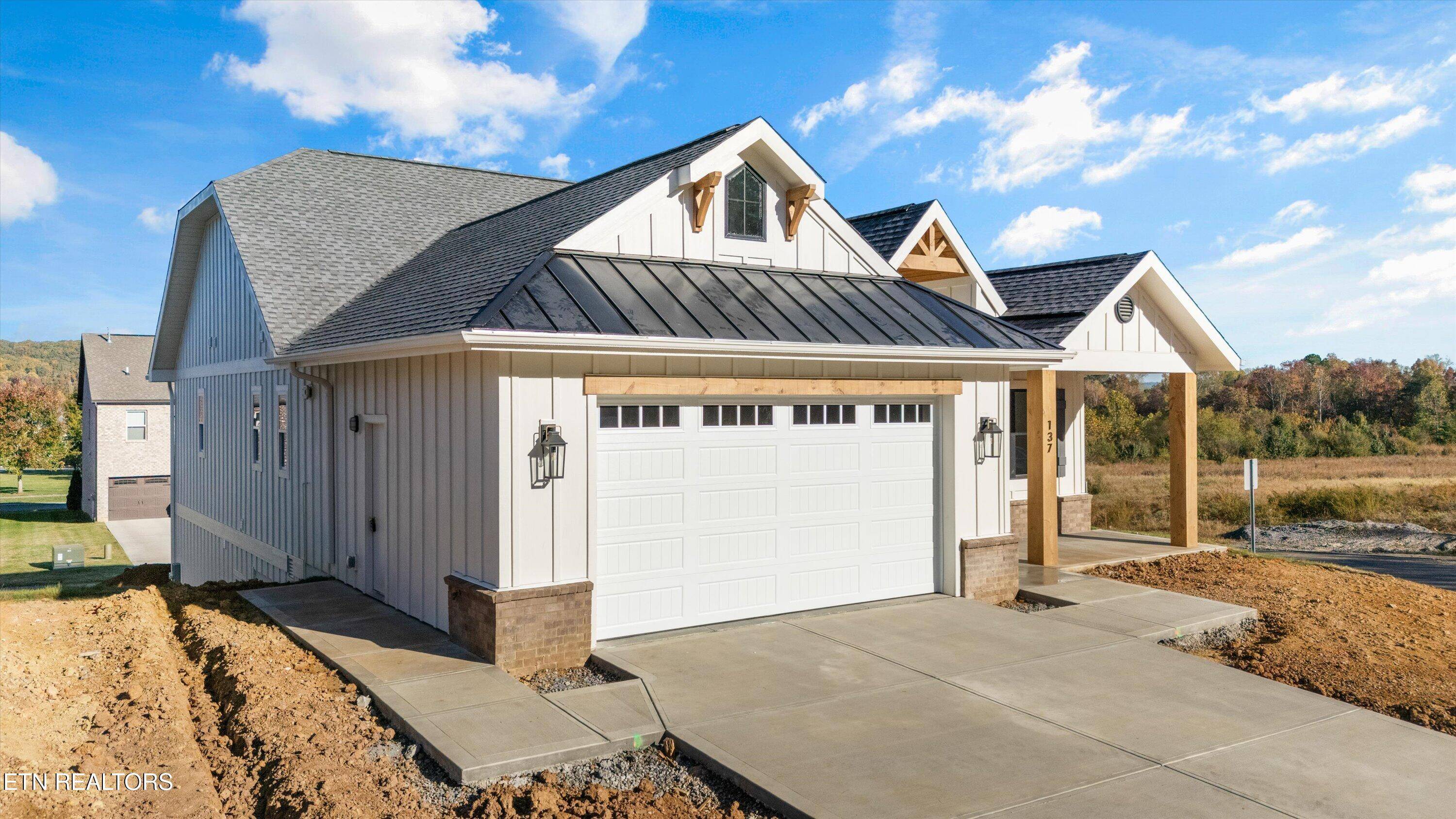 Oak Ridge, TN 37830,137 Westcott Overlook