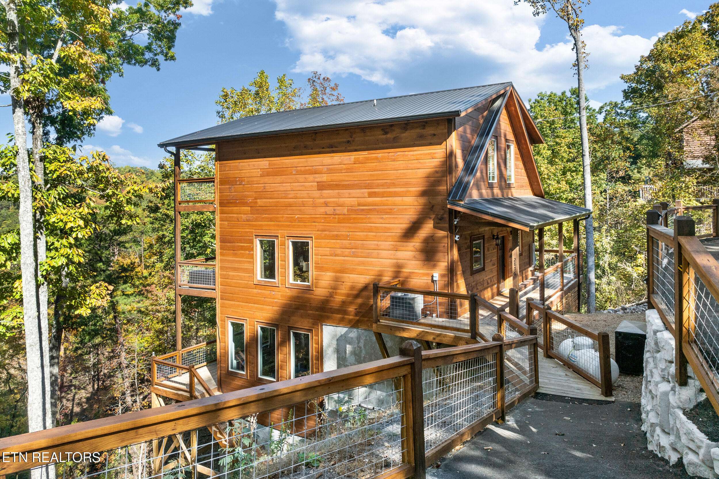 Sevierville, TN 37862,2876 Pine Haven DR