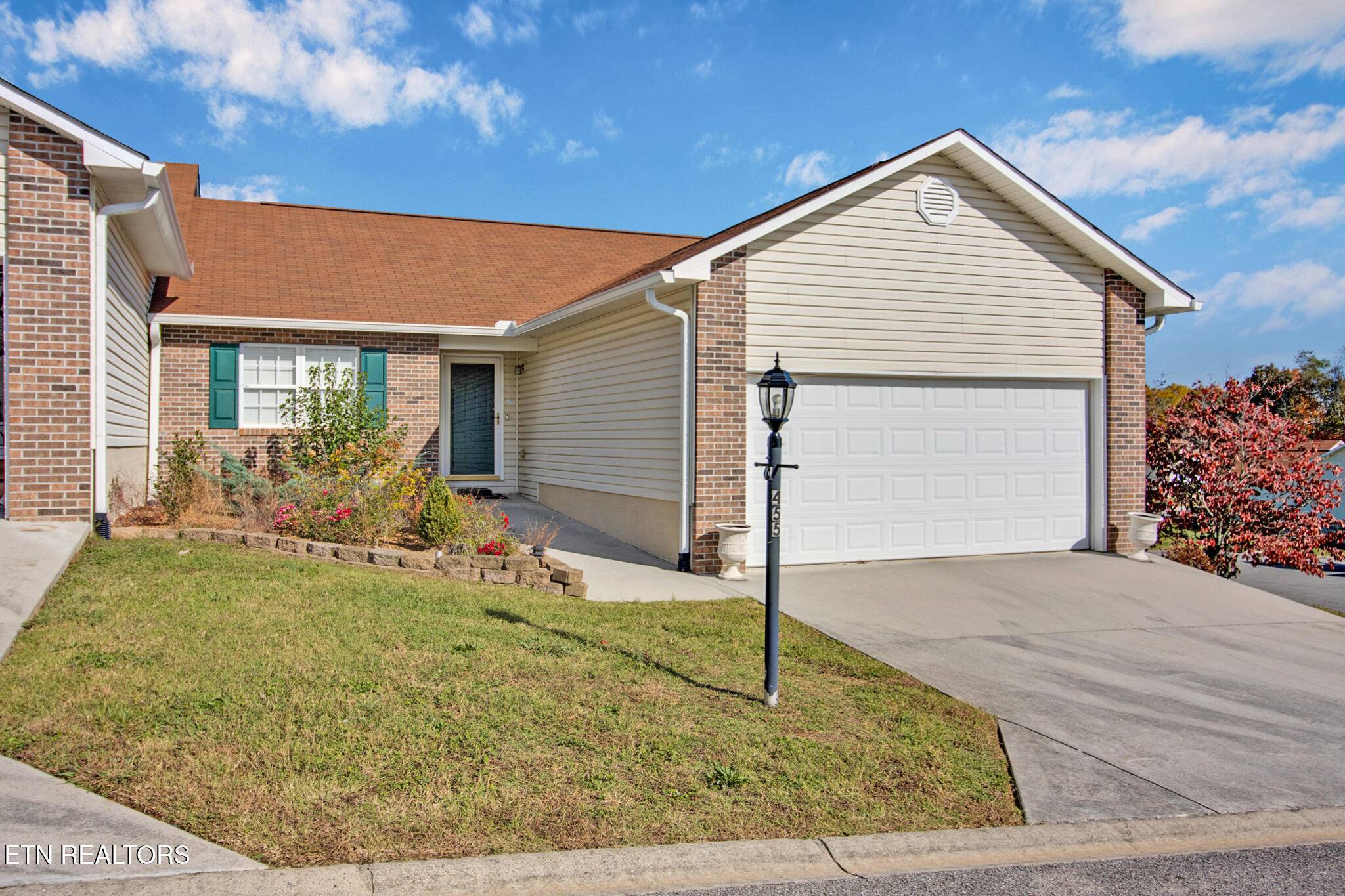 Lenoir City, TN 37771,455 Executive Meadows DR