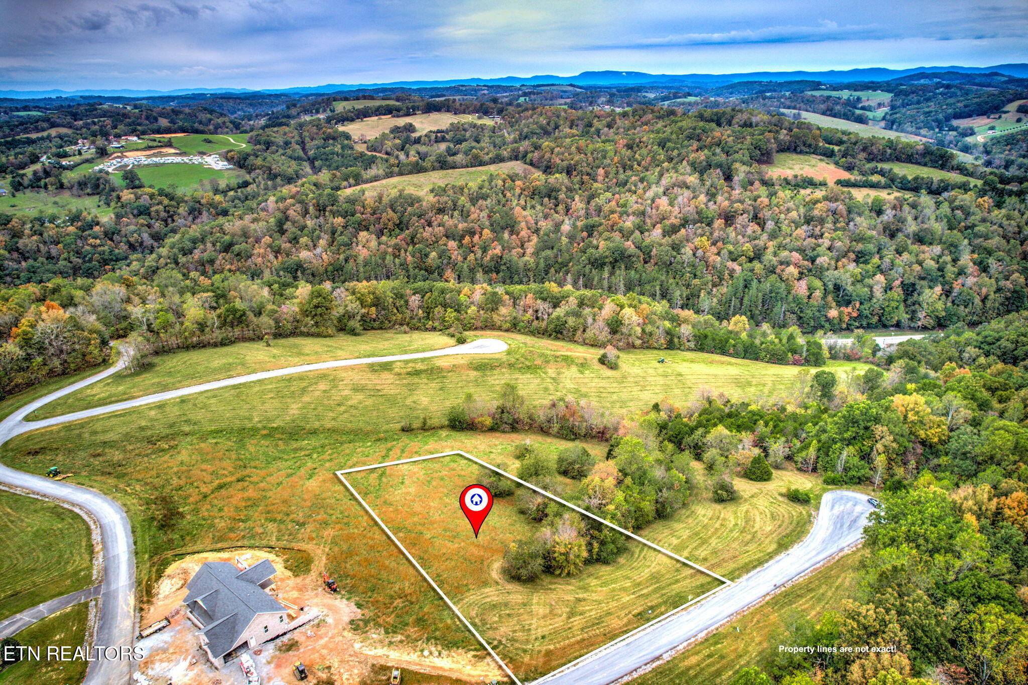 New Tazewell, TN 37825,Cinnabar DR