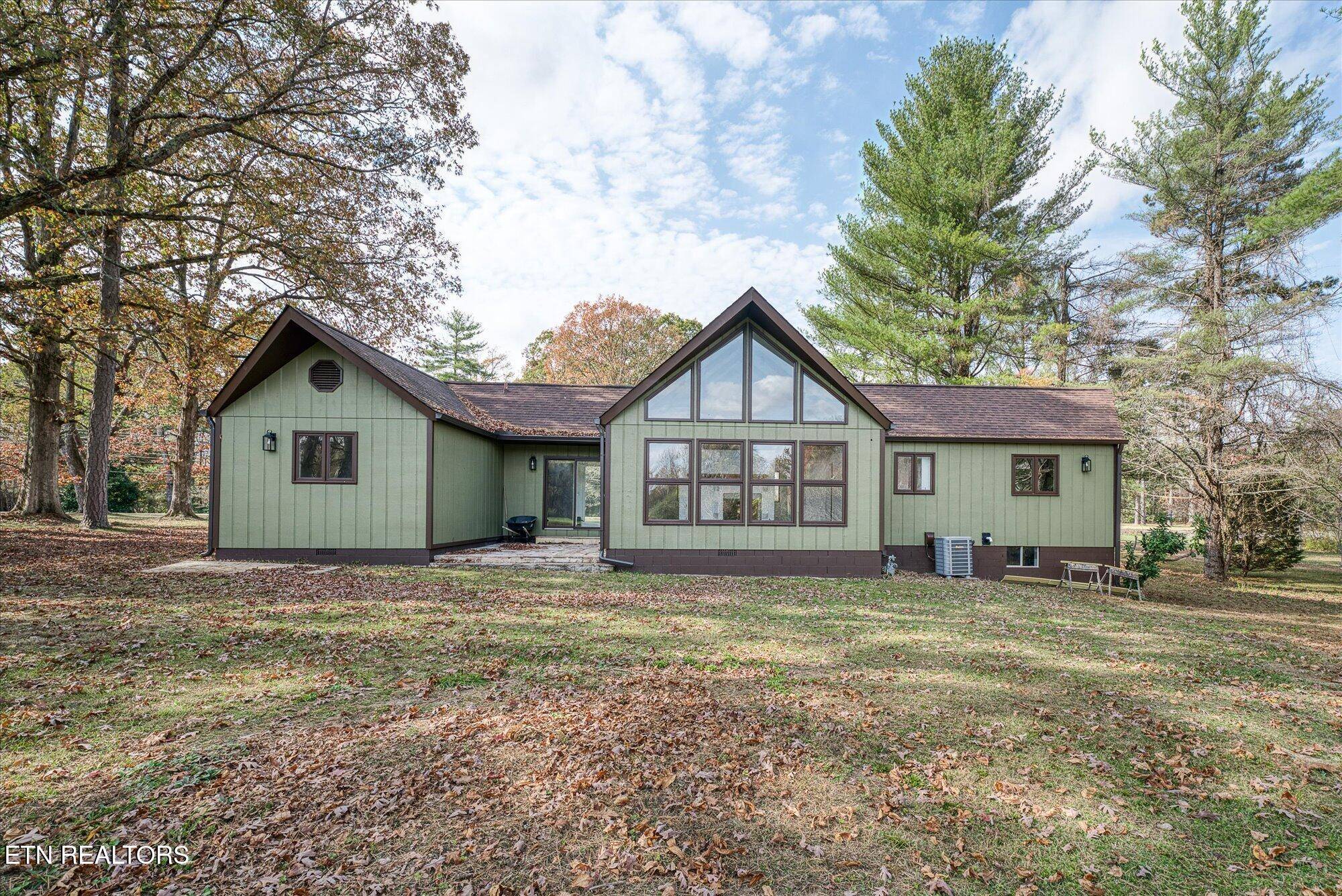 Jamestown, TN 38556,1651 Pennsylvania Ave