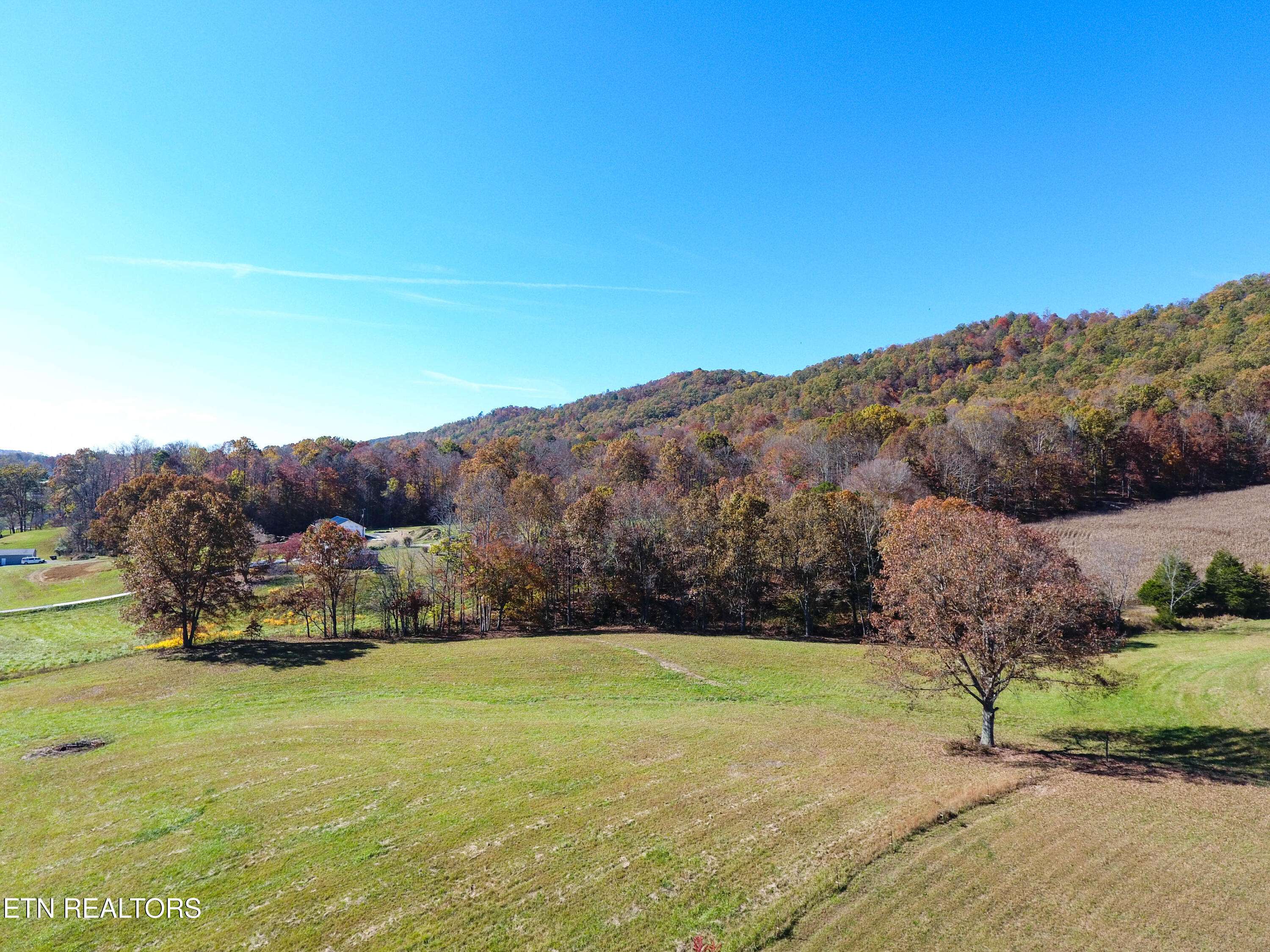 Washburn, TN 37888,2925 Tater Valley Rd