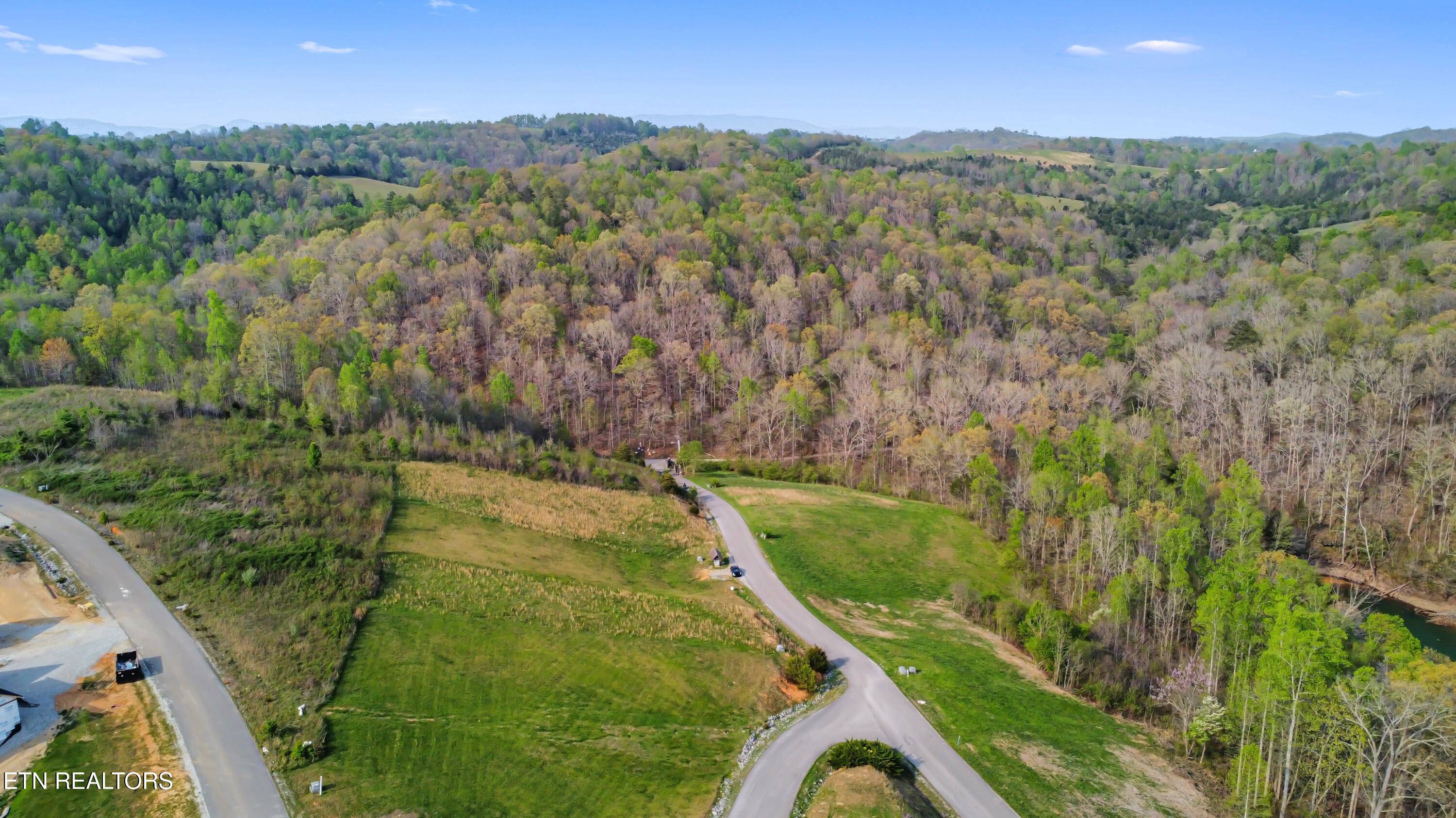 Lafollette, TN 37766,Cameron LOOP