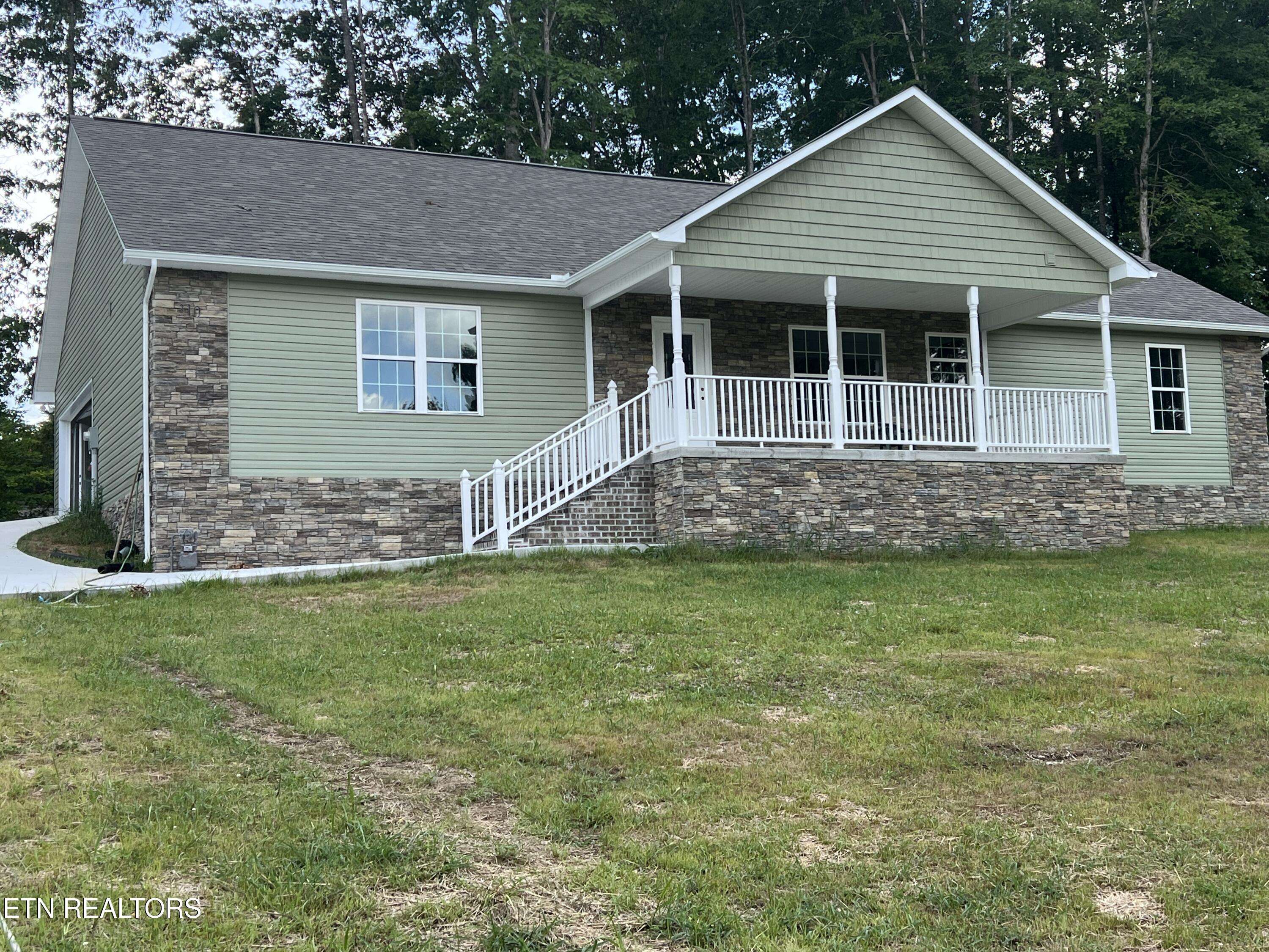 Crossville, TN 38571,310 Summerwind DR